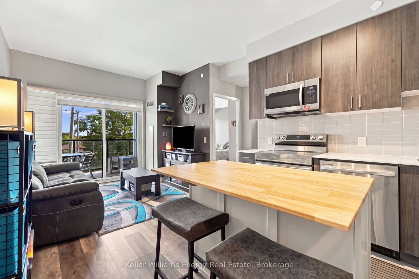 1480 Bayly Street 317, Pickering, ON L1W 0C2