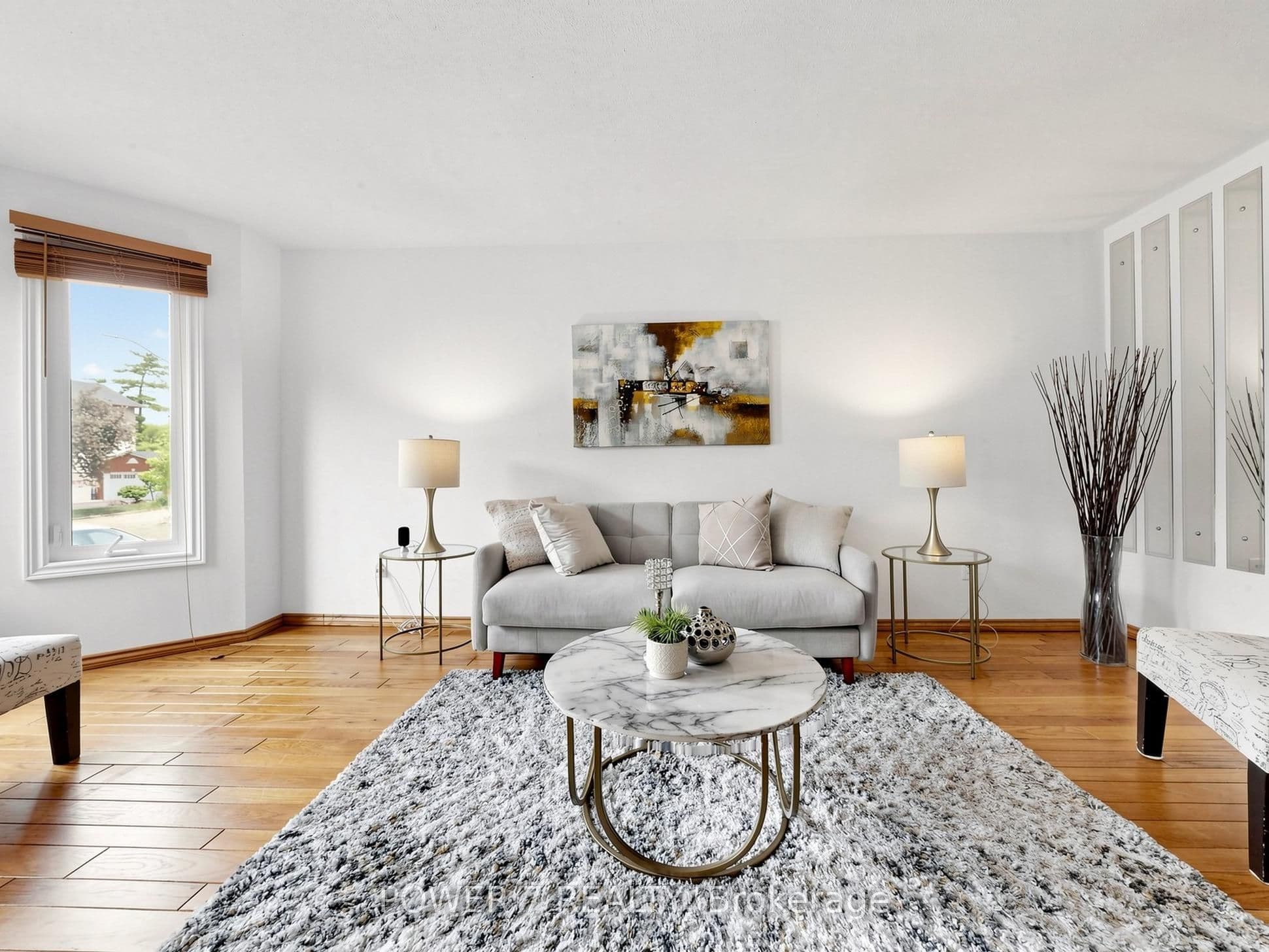 71 Canterbury Court, Richmond Hill, ON L4C 8E7