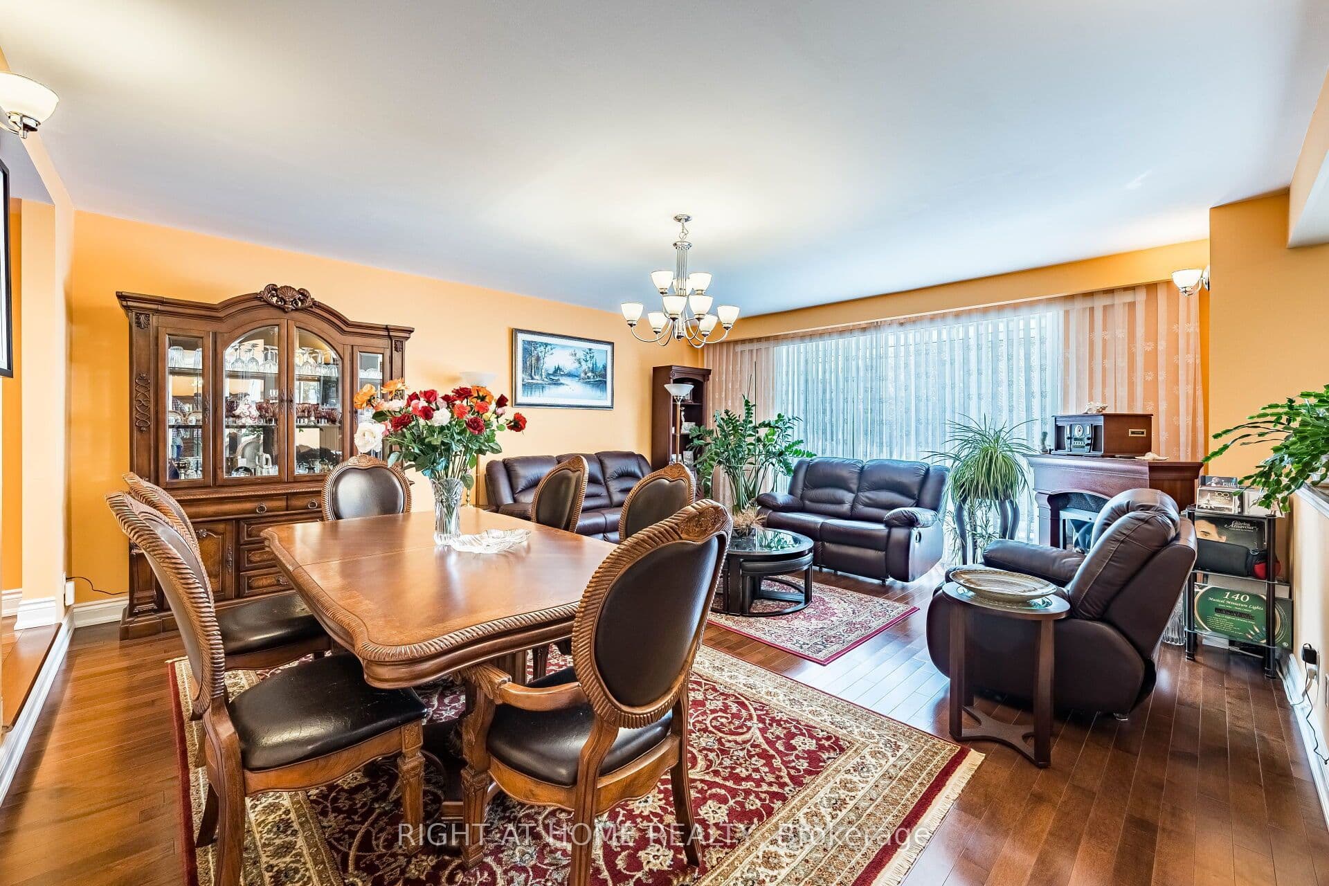 141 Dollery Court, Toronto, ON M2R 3N9