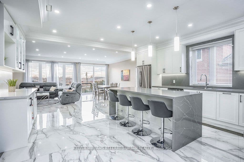 83 Floral Parkway, Toronto, ON M6L 2C3