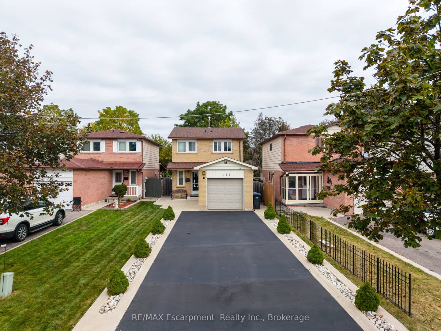 166 Martindale Crescent, Brampton, ON L6X 2V2