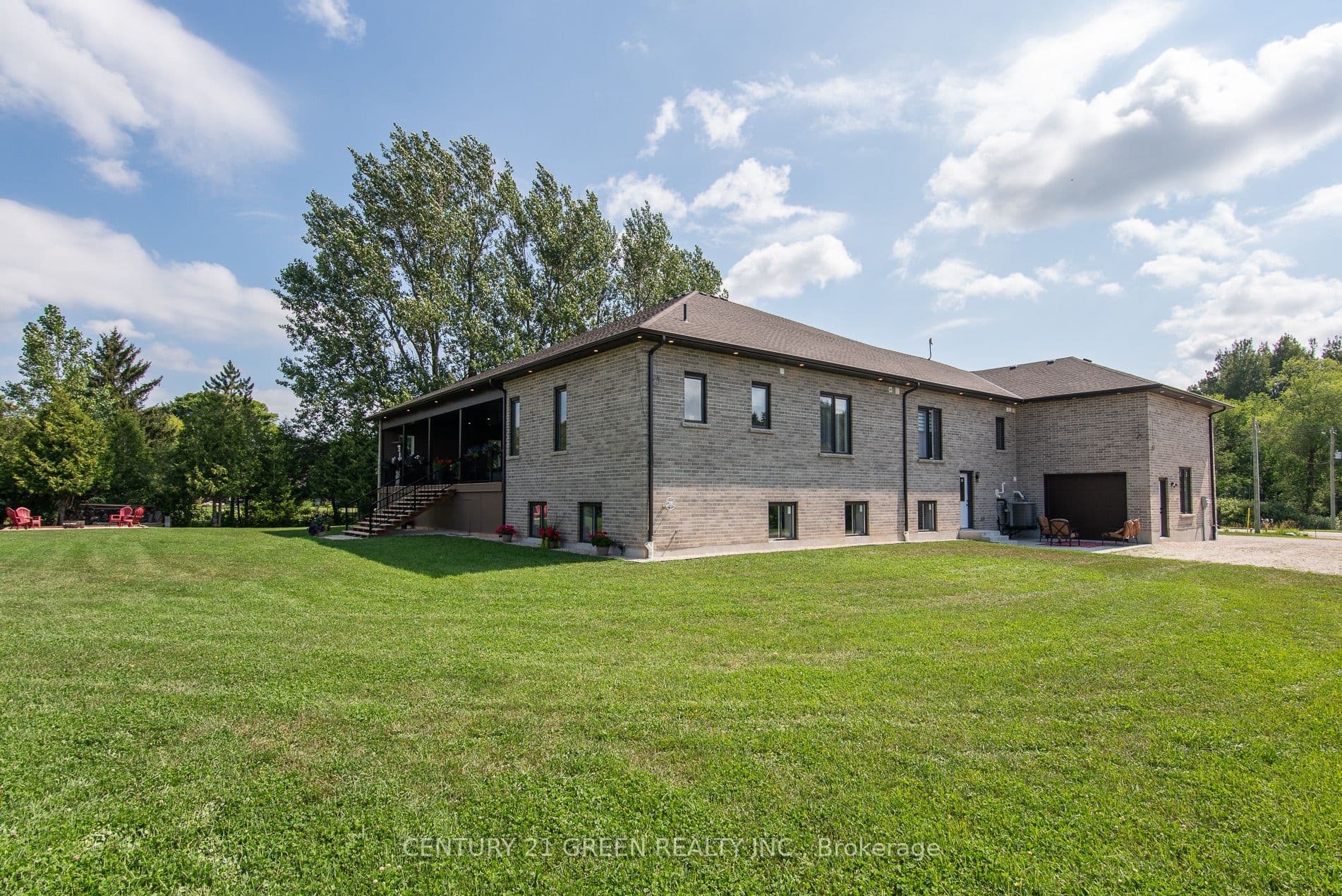 6780 Wellington Country Rd 10, Mapleton, ON N0G 2K0