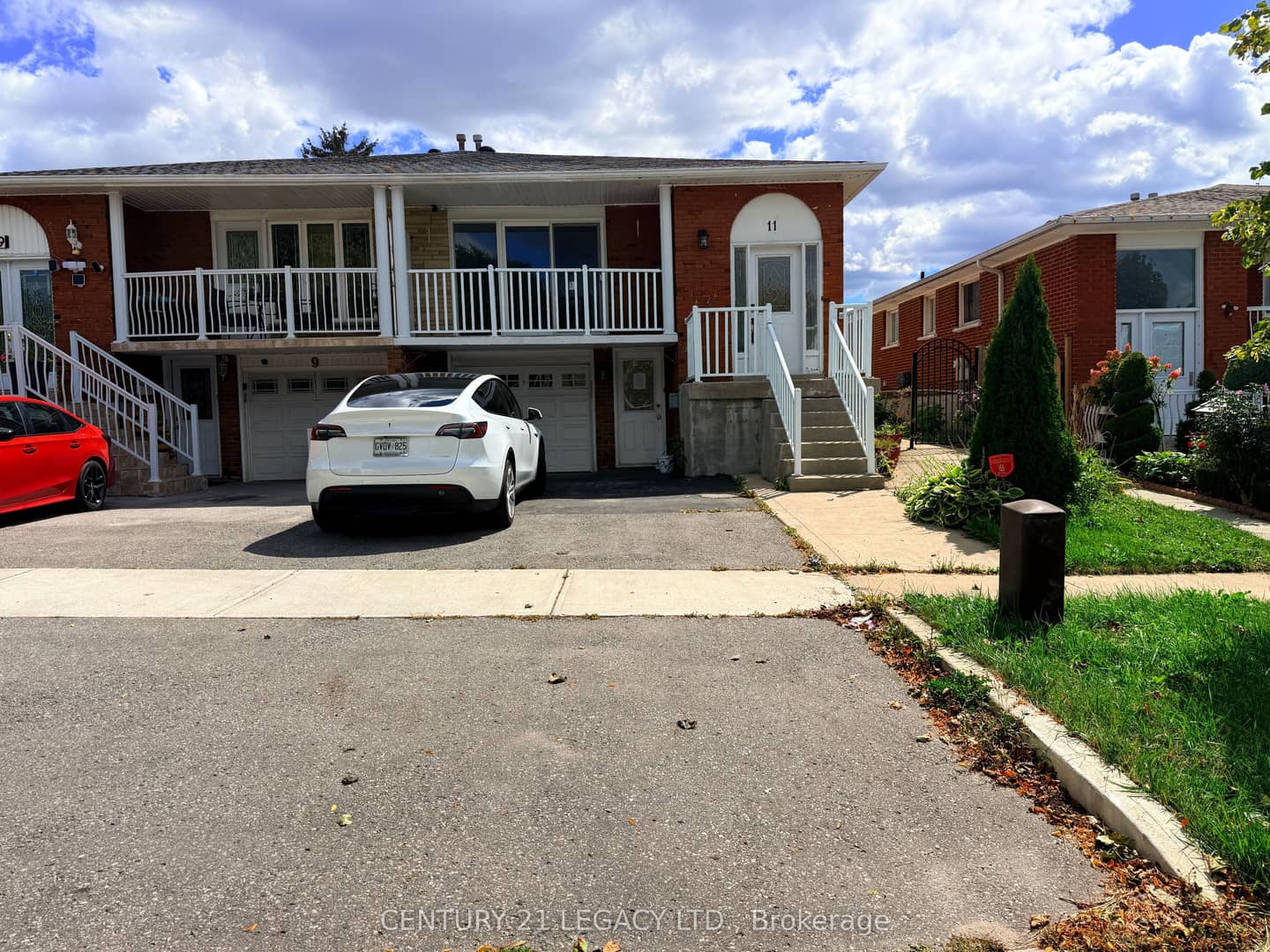 11 Tolton Drive, Brampton, ON L6V 2P9