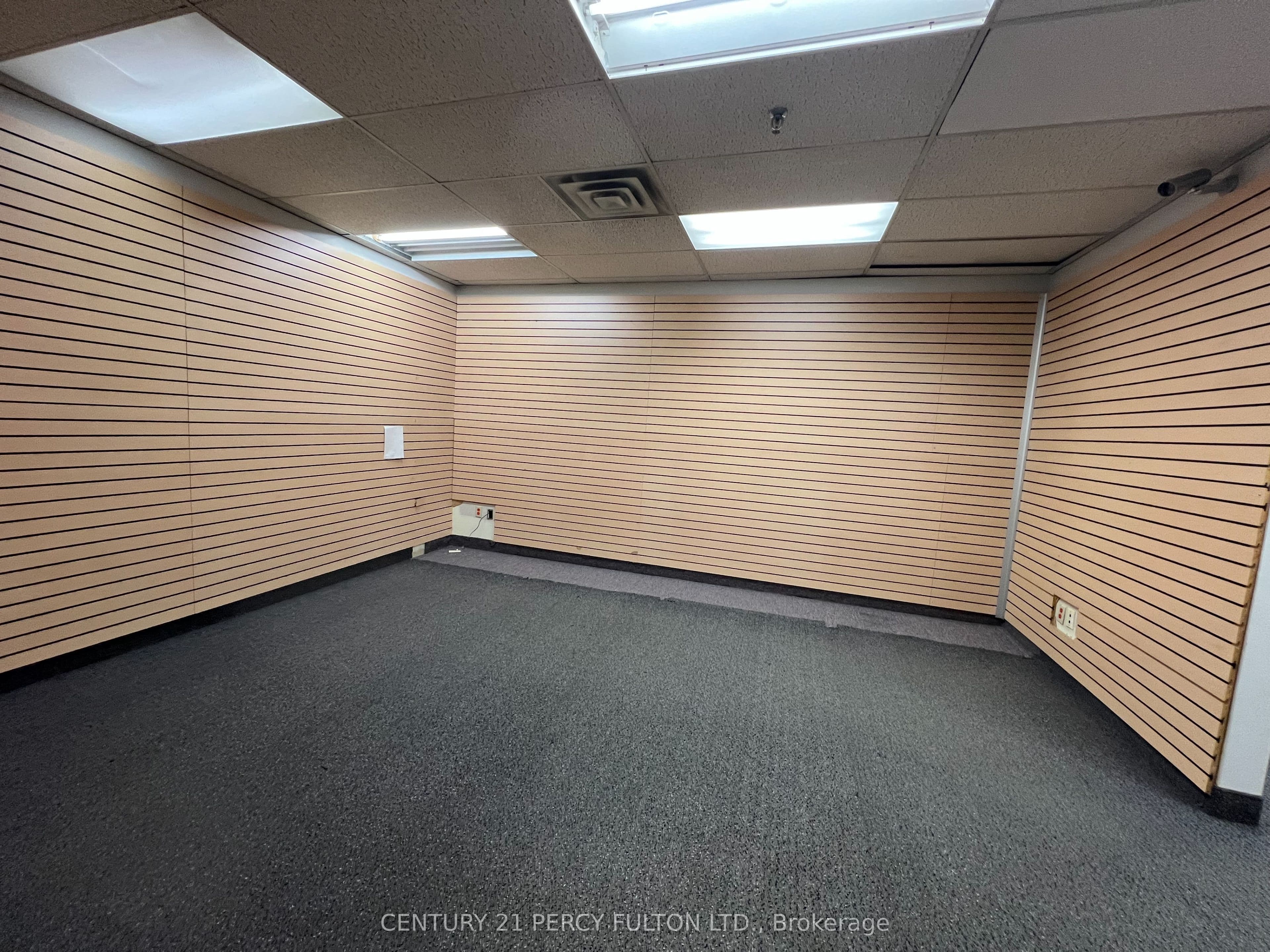 230 Eddystone Avenue 201, Toronto, ON M3N 1H7