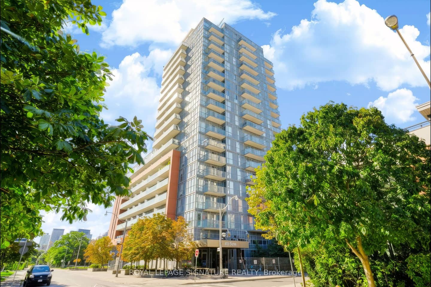 25 Cole Street 1405, Toronto, ON M5A 4M3