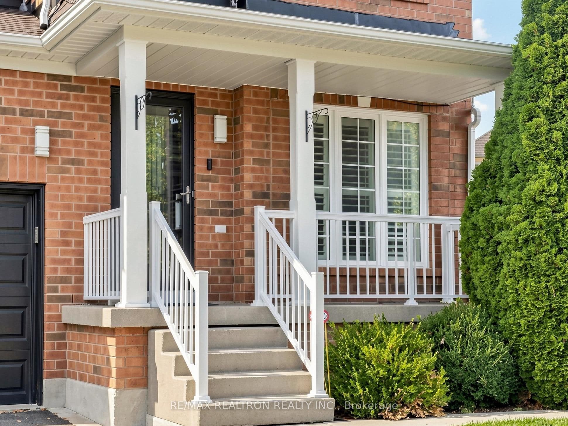 13 Stotts Crescent, Markham, ON L6E 1T4