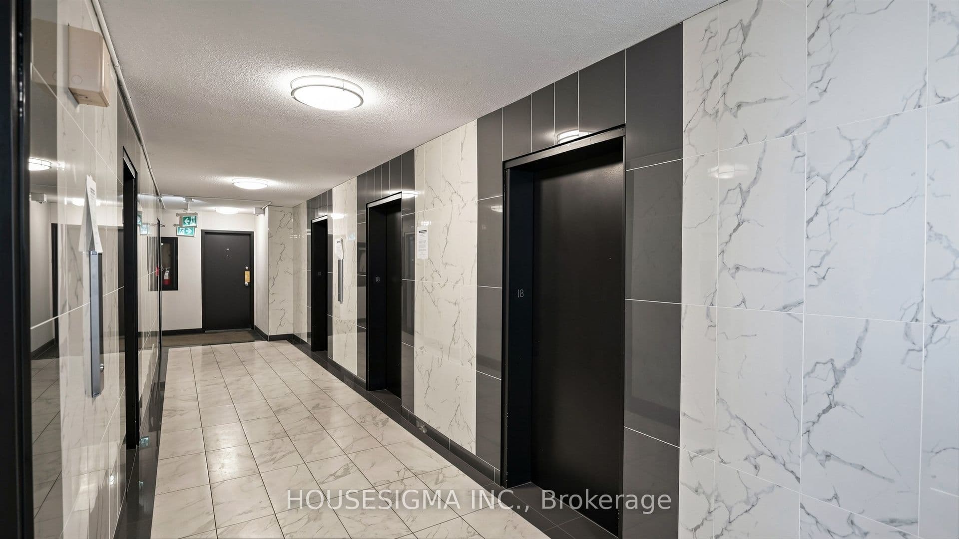 340 Dixon Road 1811, Toronto, ON M9R 1T1