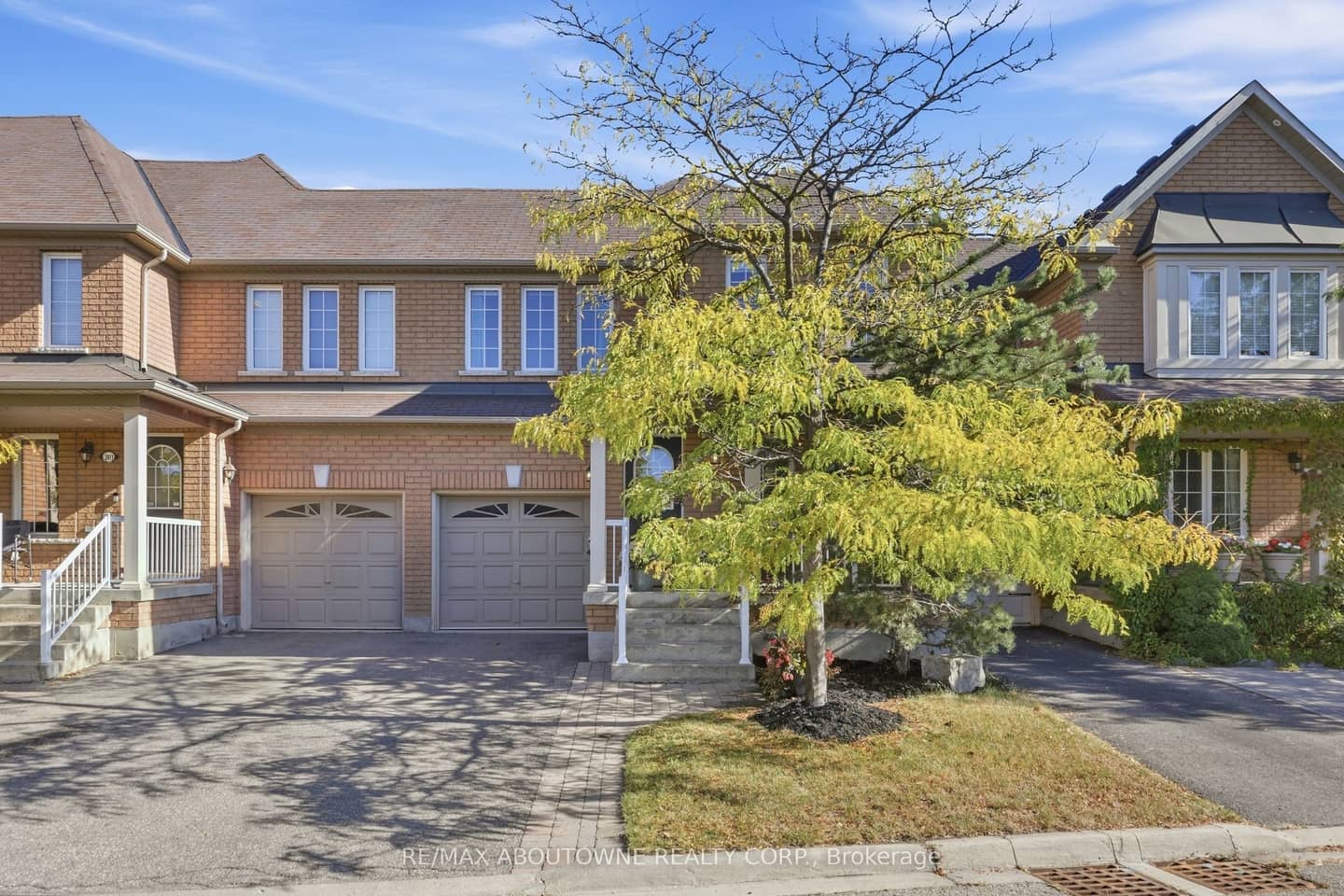 2409 Postmaster Drive, Oakville, ON L6M 0J2