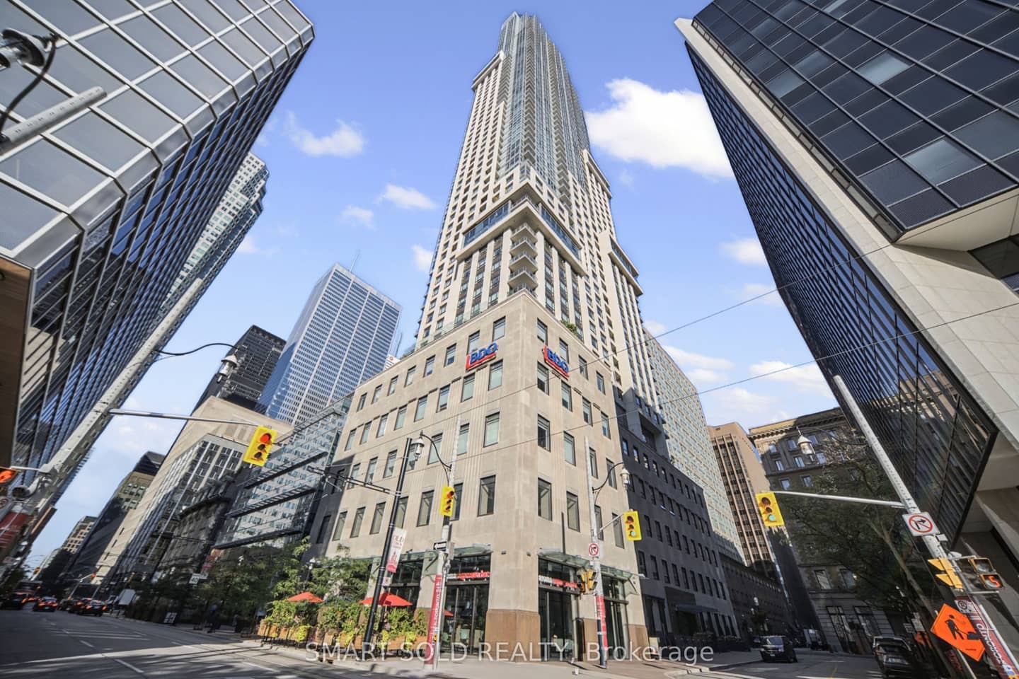 88 Scott Street 2109, Toronto, ON M5E 0A9