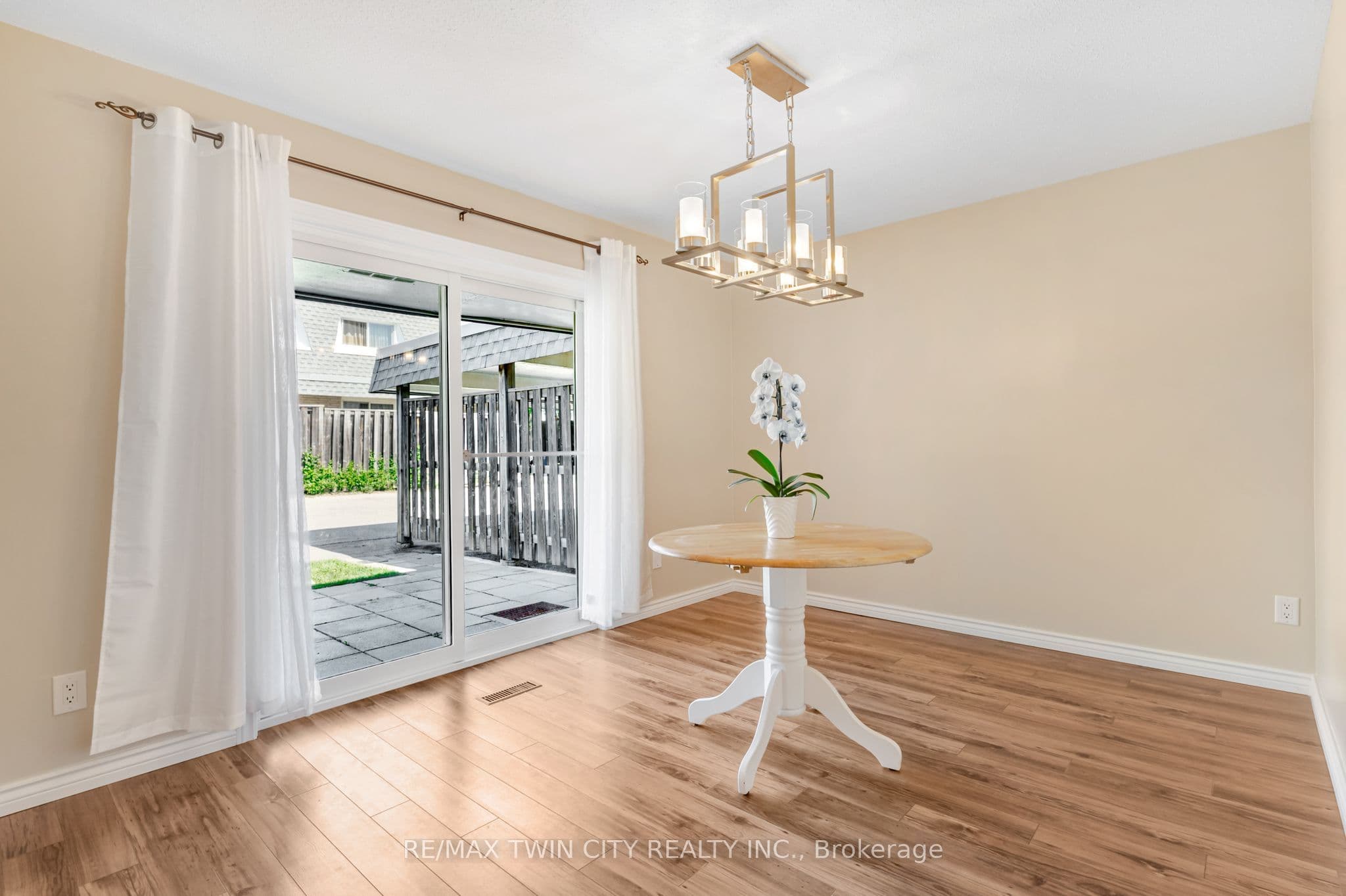 14 Williamsburg Road 51, Kitchener, ON N2E 1W1
