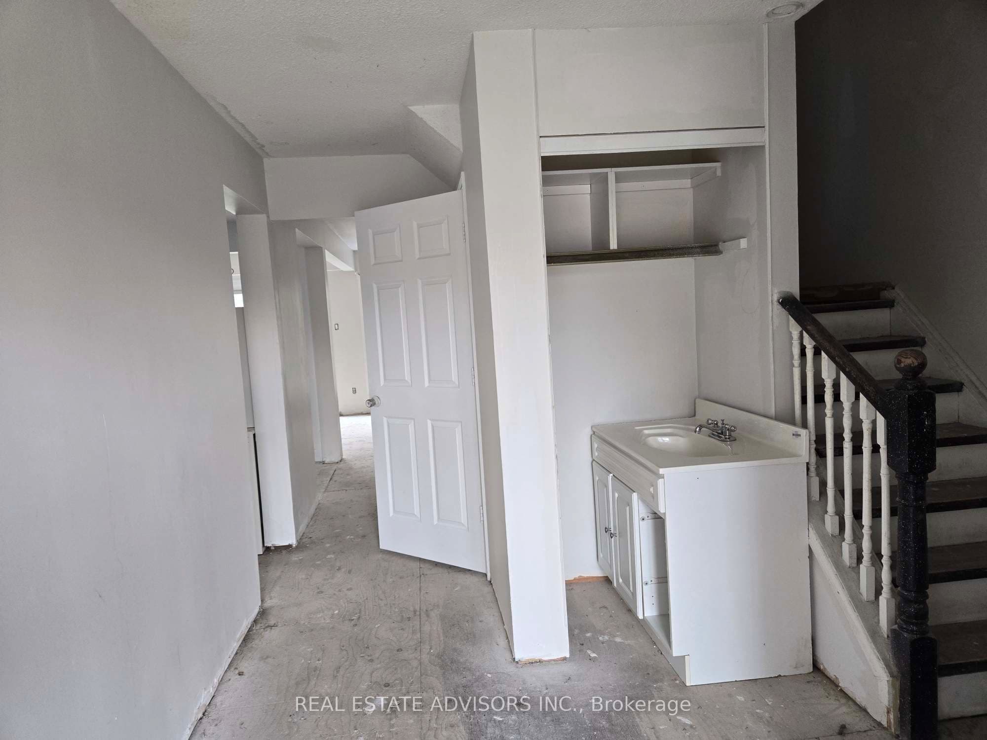 238 Braymore Boulevard, Toronto, ON M1B 2G8