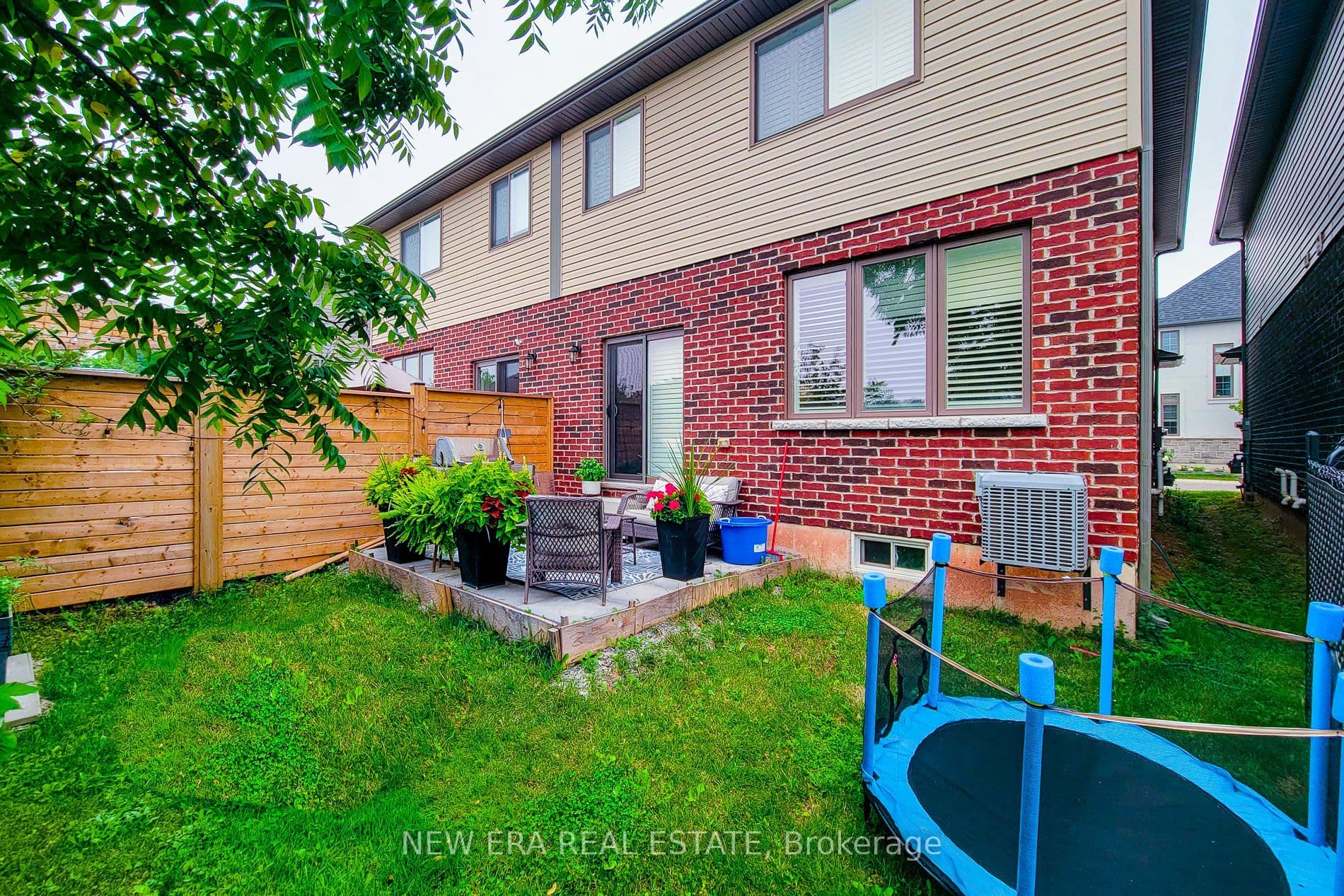 4297 East Avenue E 10, Lincoln, ON L0R 1B6