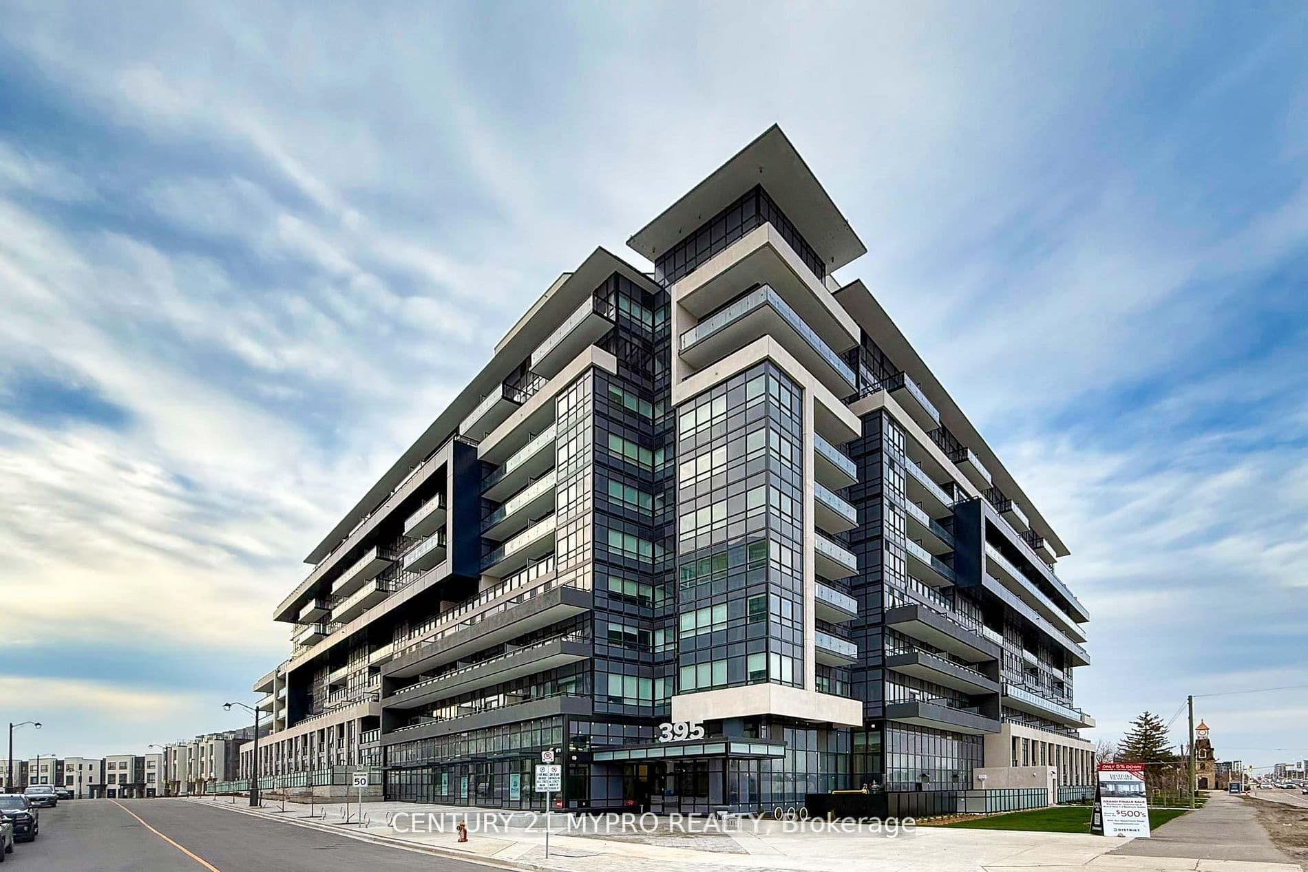 395 Dundas Street W 115, Oakville, ON L6M 5R8