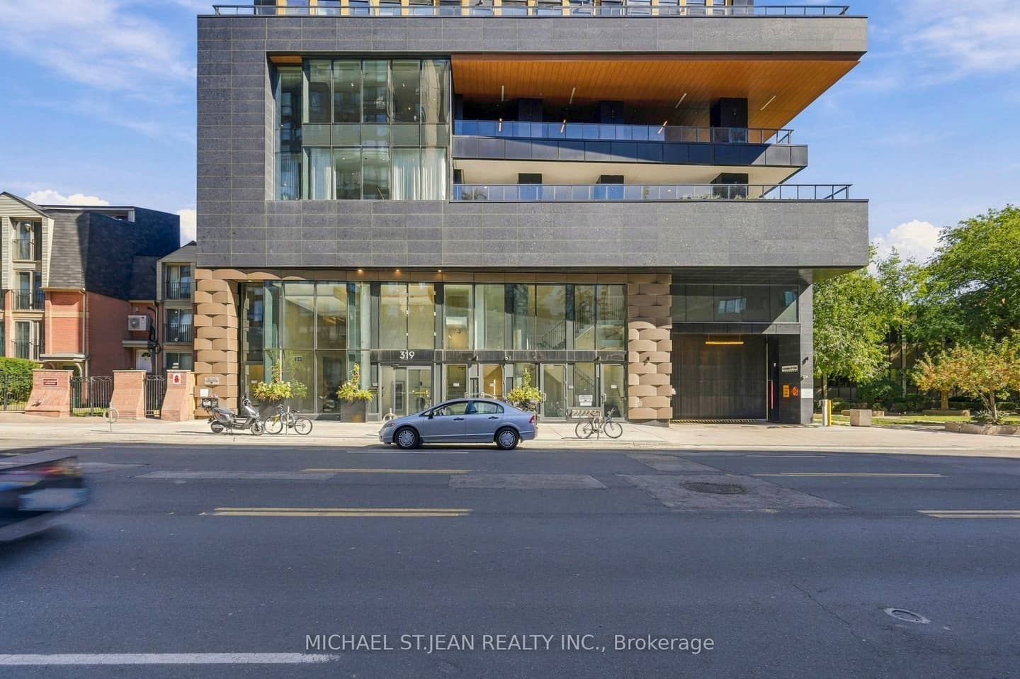 319 Jarvis Street 4807, Toronto, ON M5B 0C8