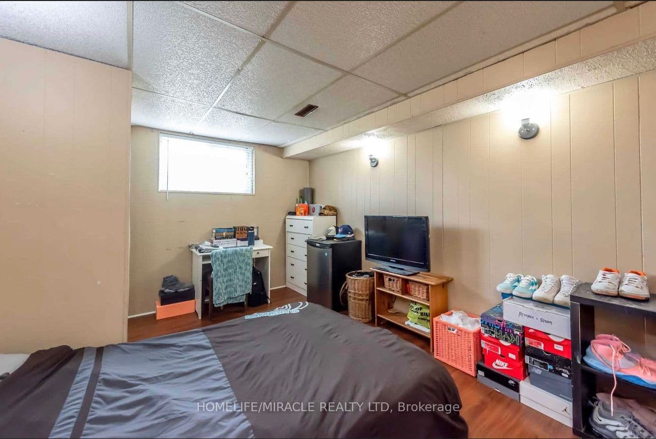 90 Tupper Drive Bsmt, Thorold, ON L2V 4C8
