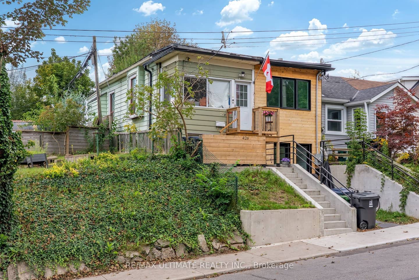 426 Woodfield Road, Toronto, ON M4L 2X3