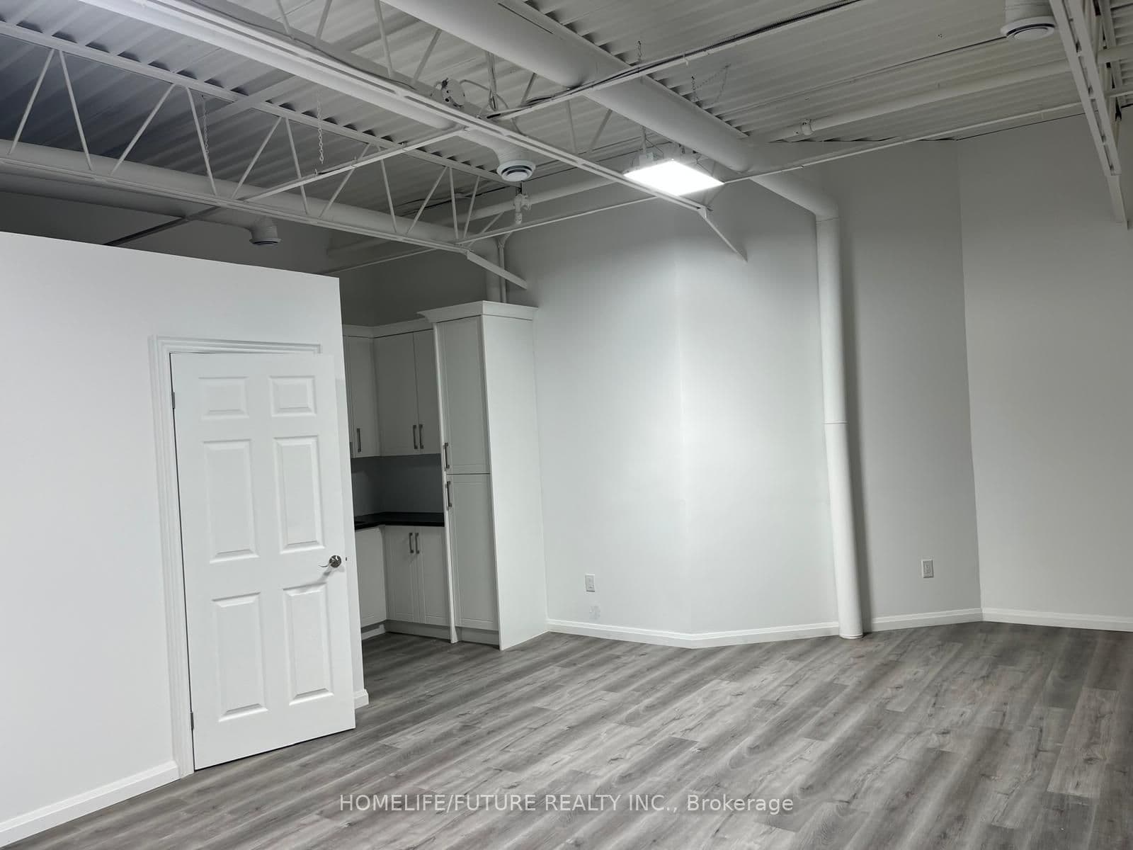 8560 Torbram Road 20, Brampton, ON L6T 5C9