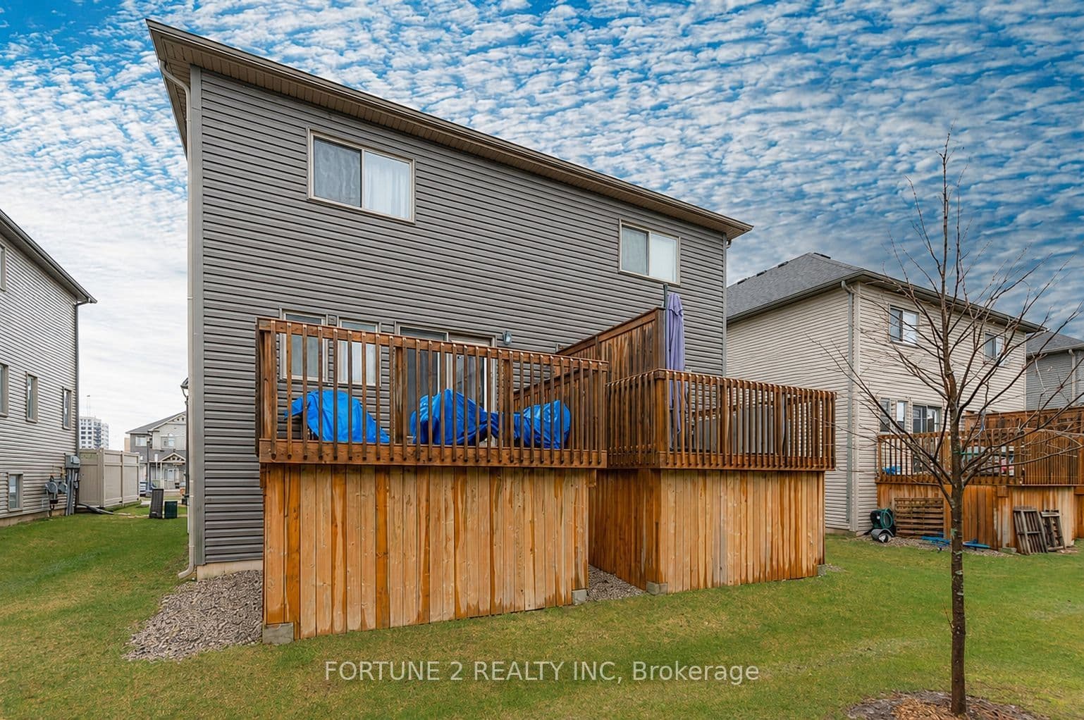 3200 Singleton Avenue 15, London South, ON N6L 0C7