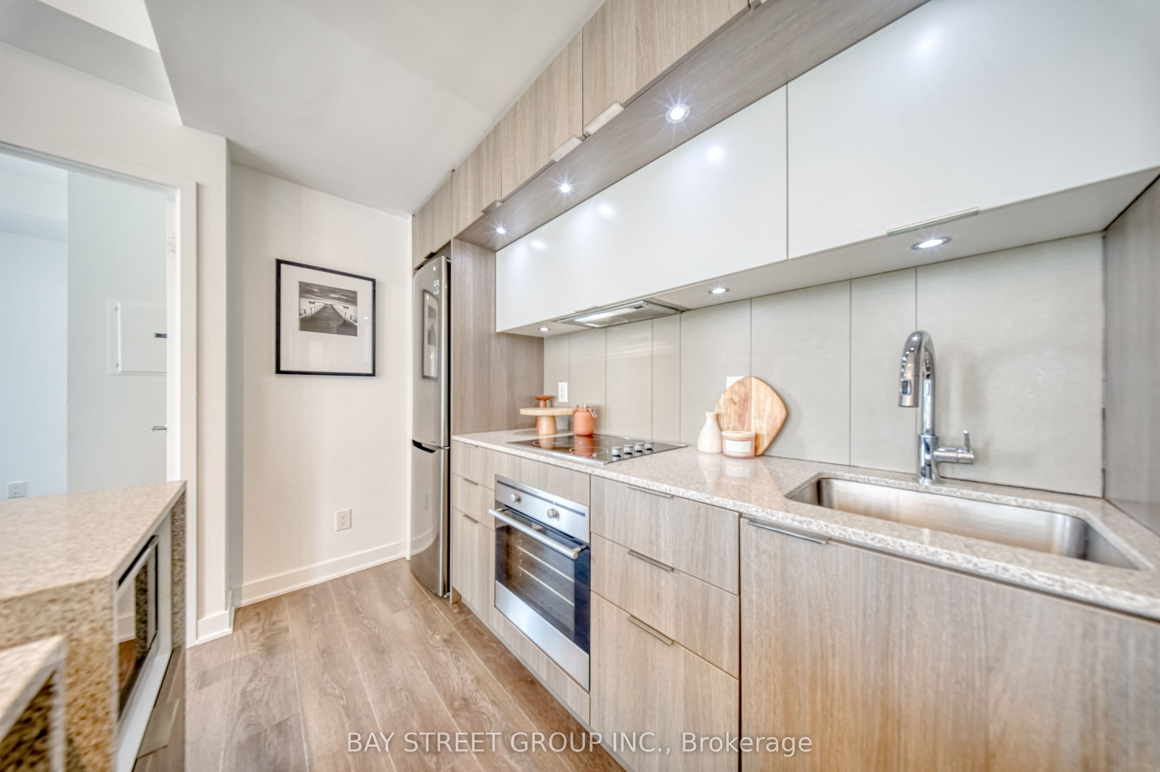170 Sumach Street 502, Toronto, ON M5A 0C3