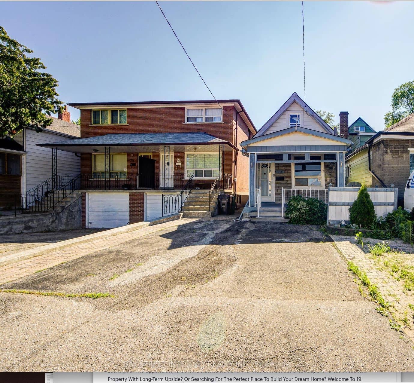 19 Robinson Avenue, Toronto, ON M1L 3S8