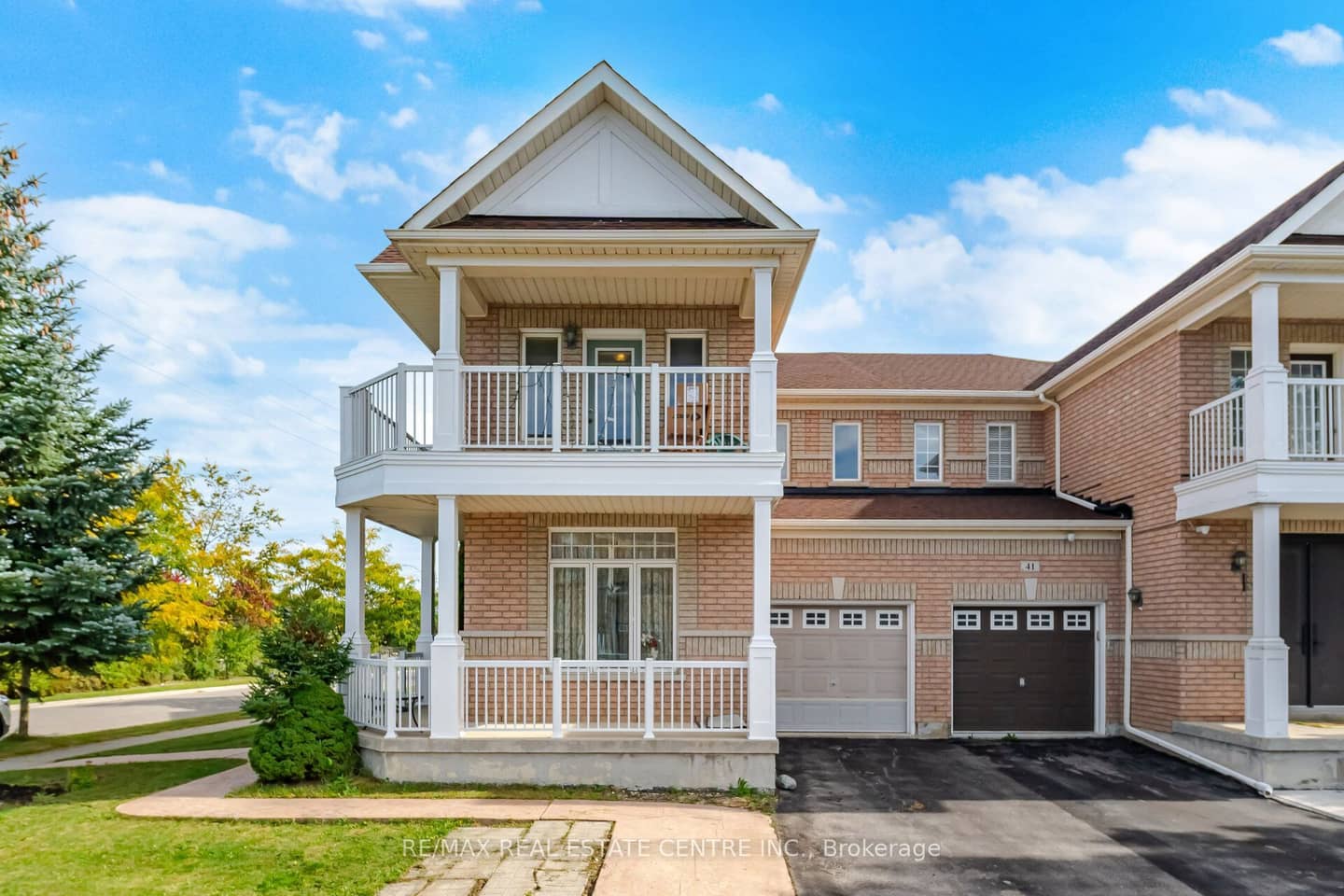 65 Connolly Crescent, Brampton, ON L6R 0G8