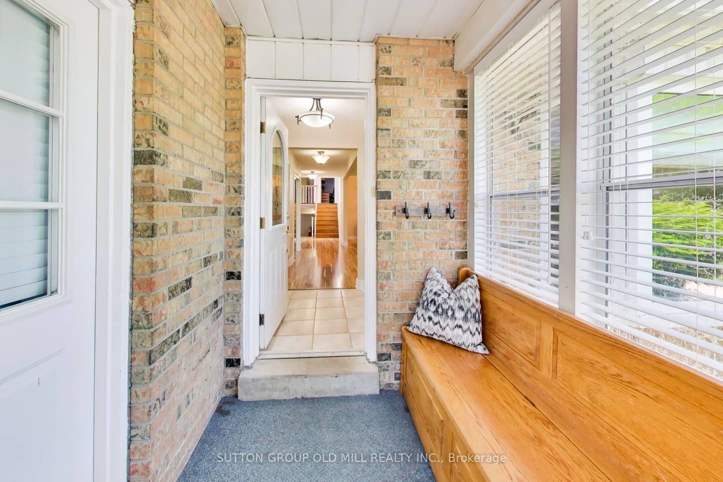 251 Chalfield Lane, Mississauga, ON L4Z 1L1