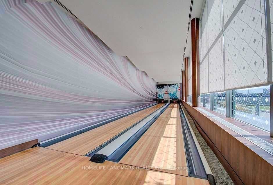 117 Mcmahon Drive Sph09, Toronto, ON M2K 2X9