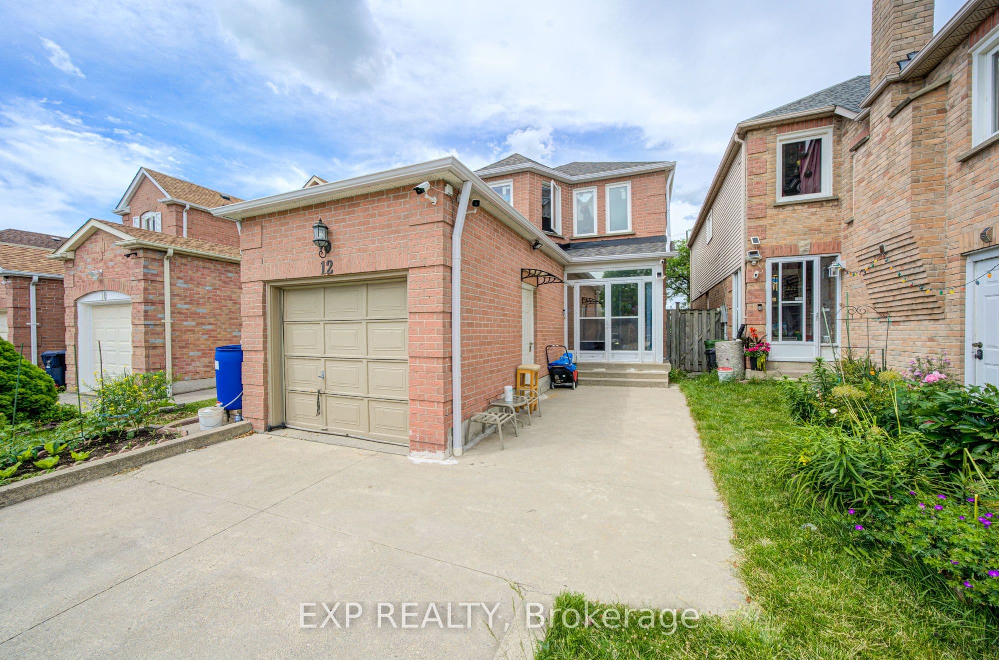 12 Staverton Court, Toronto, ON M1V 5G9
