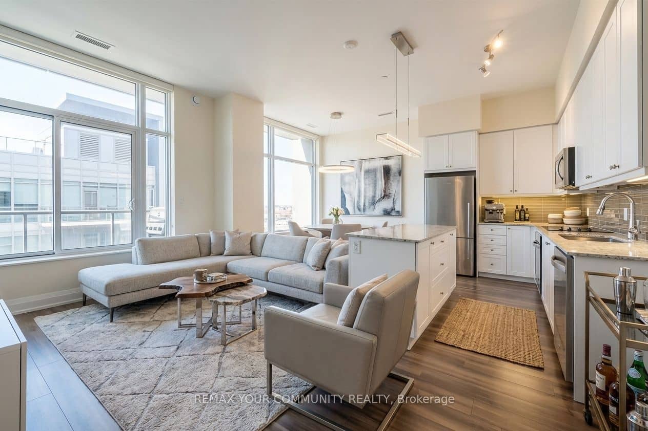 9600 Yonge Street PH05, Richmond Hill, ON L4C 1V6