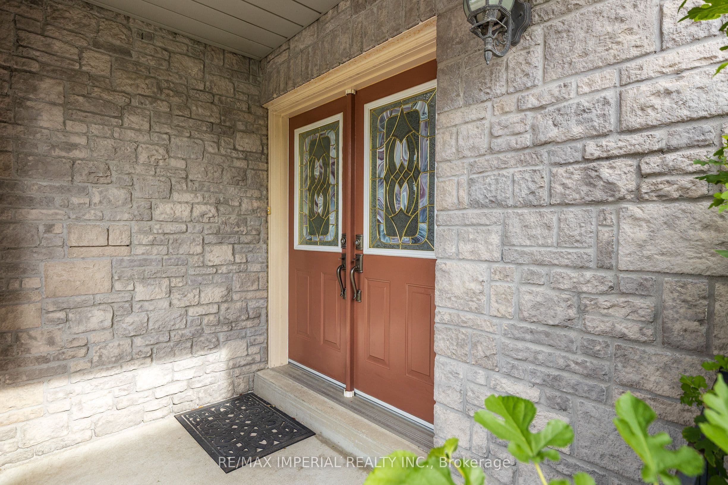 145 Blue Willow Drive, Vaughan, ON L4L 9E9