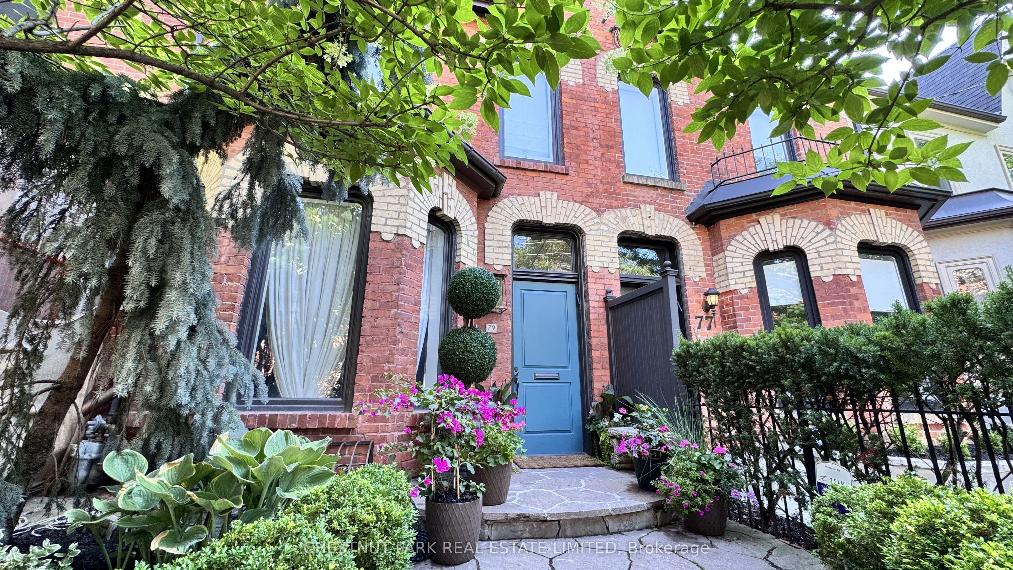 79 Hazelton Avenue, Toronto, ON M5R 2E3