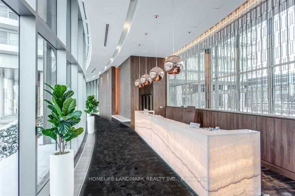 117 Mcmahon Drive Sph09, Toronto, ON M2K 2X9