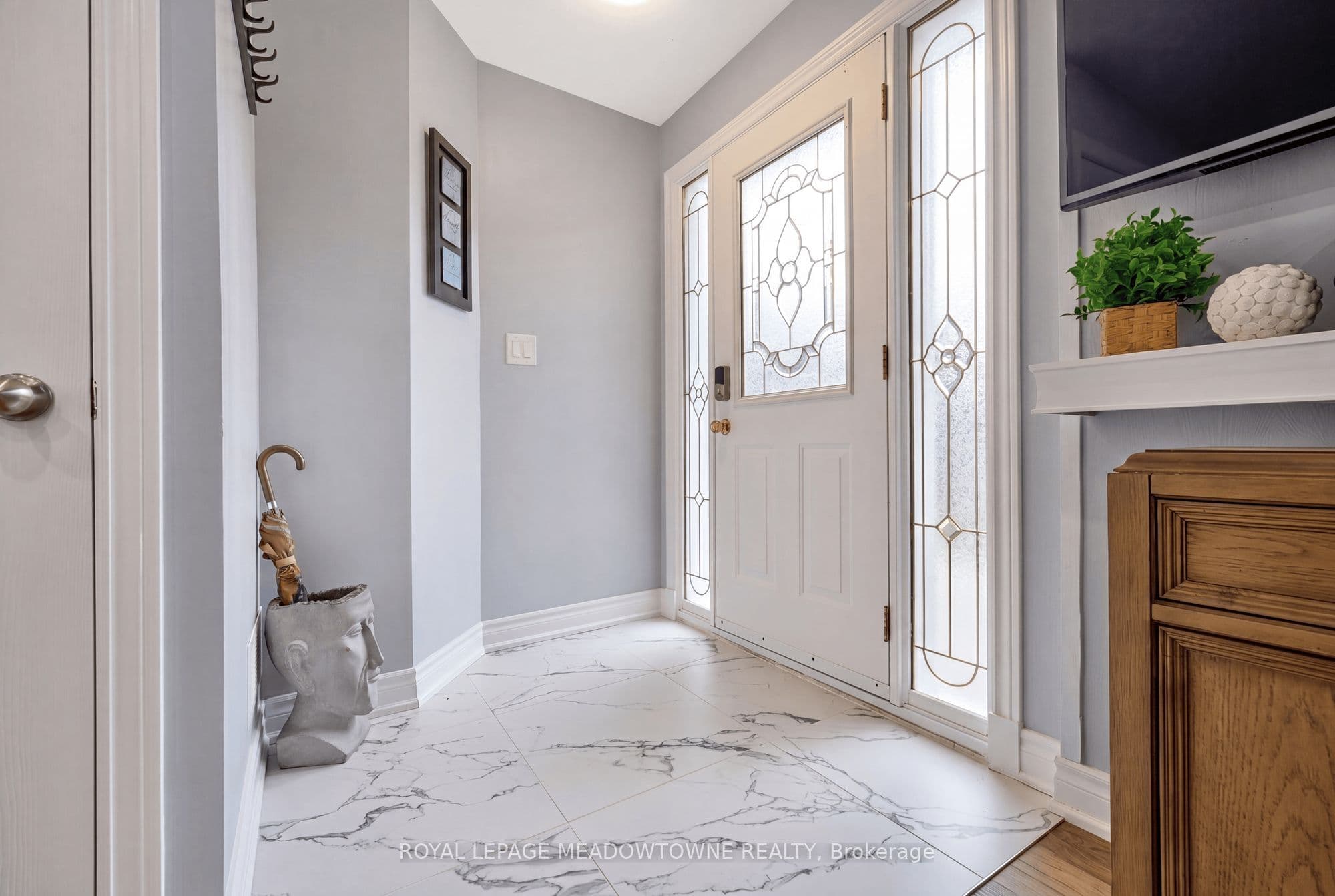 46 Hewson Crescent, Halton Hills, ON L7G 2N9