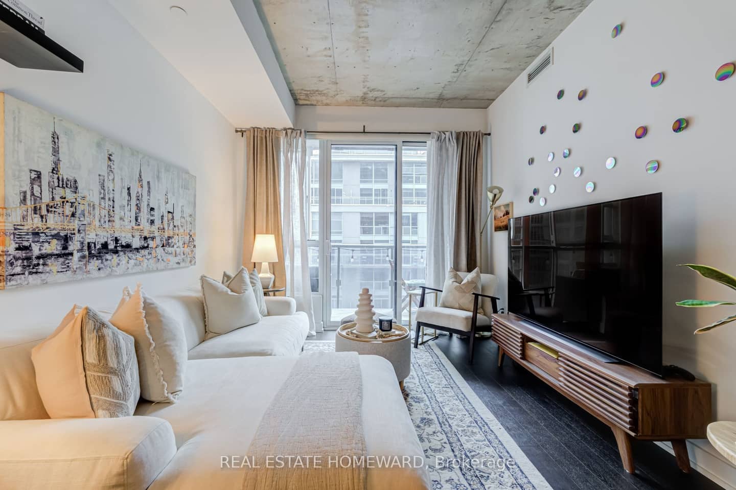 1030 King Street W 515, Toronto, ON M6K 3N3