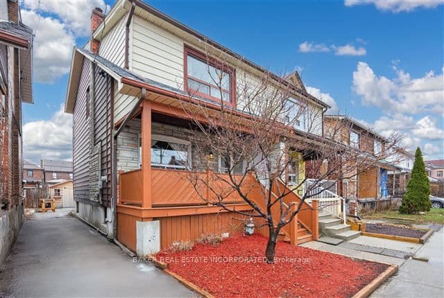 1867 Dufferin Street, Toronto, ON M6E 3P5
