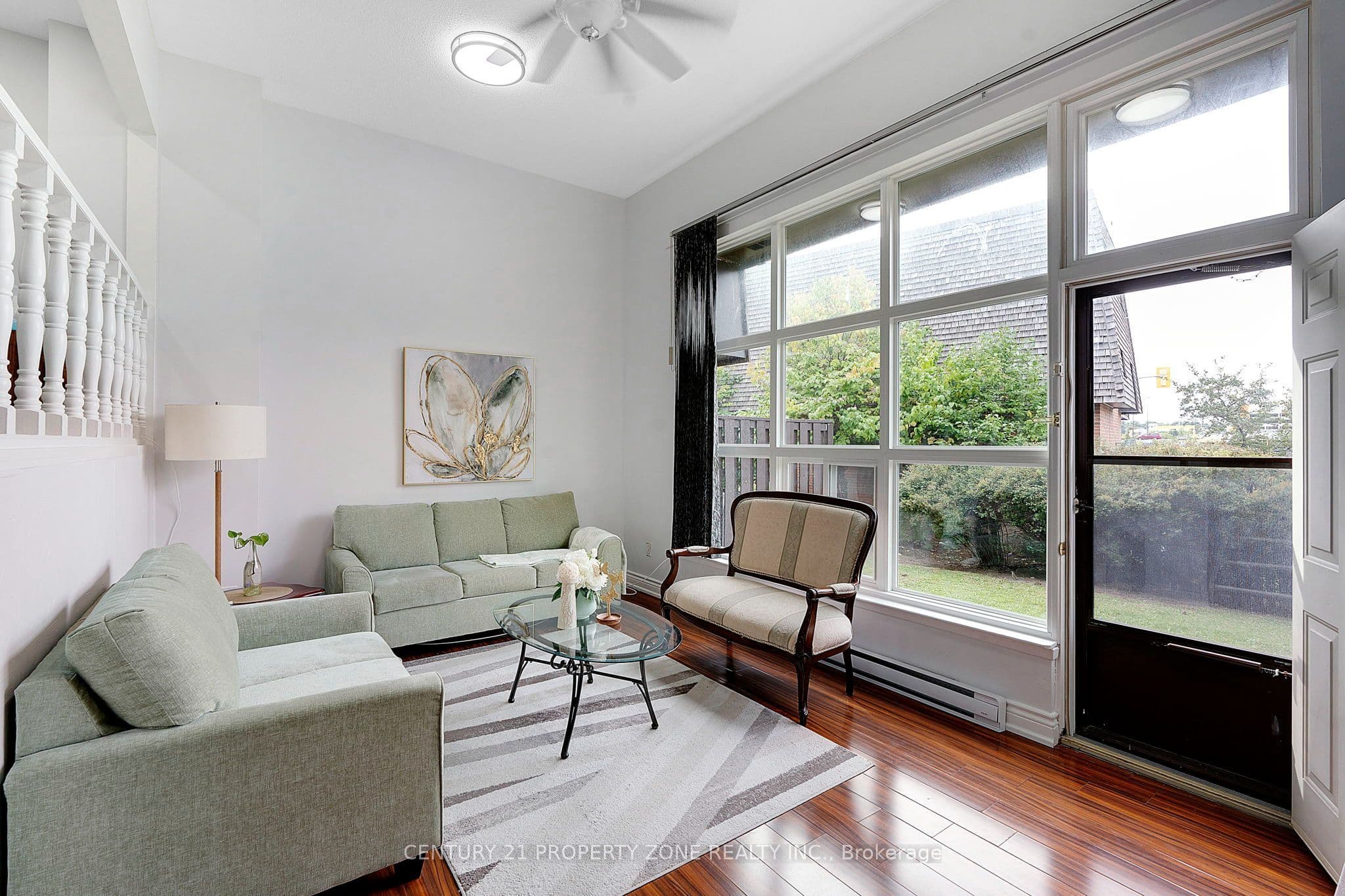 5 Briar Path, Brampton, ON L6T 2A2