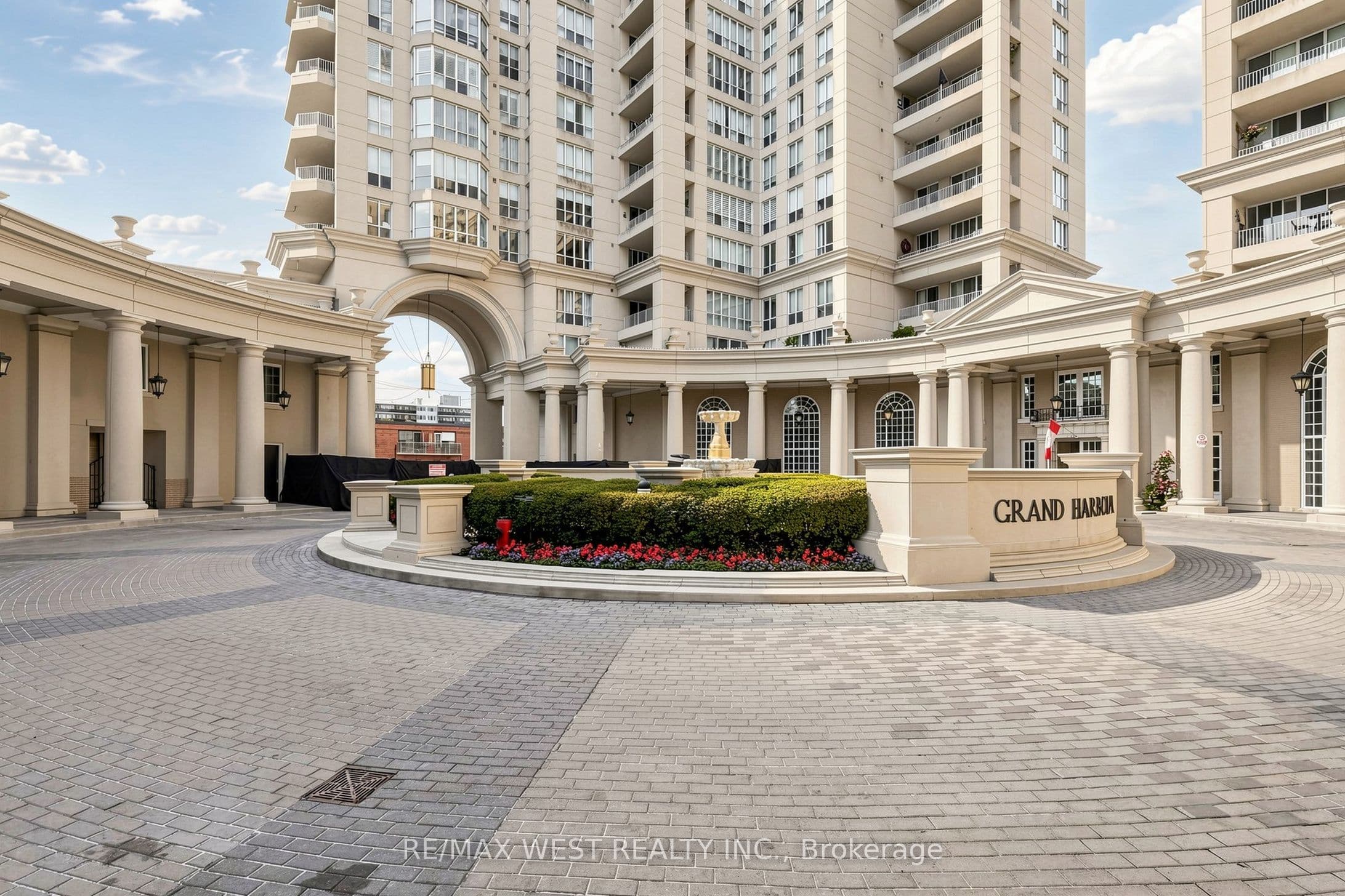 2287 Lake Shore Boulevard W 1404, Toronto, ON M8V 3Y1
