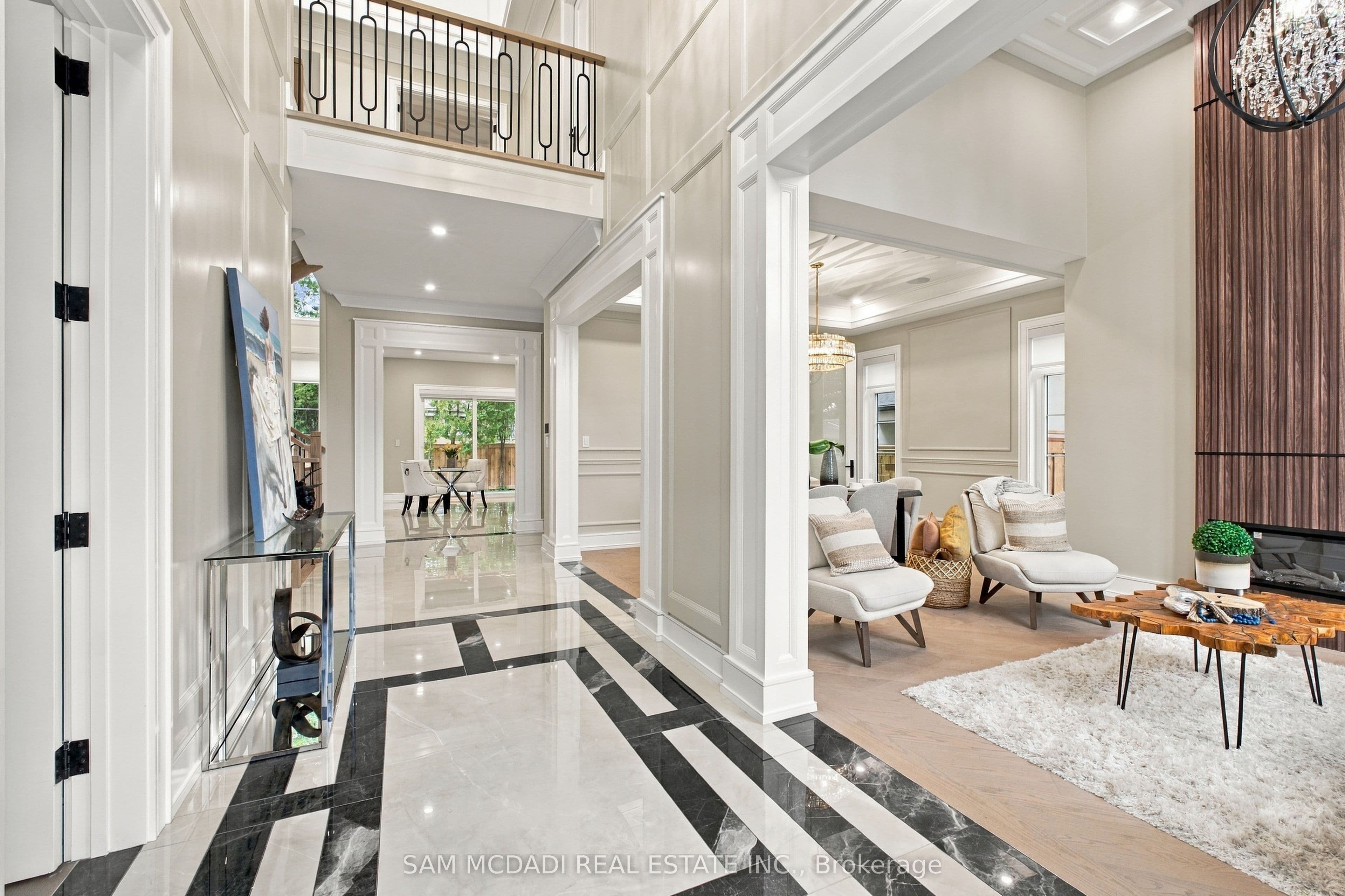 507 Wildwood Drive, Oakville, ON L6K 1V1