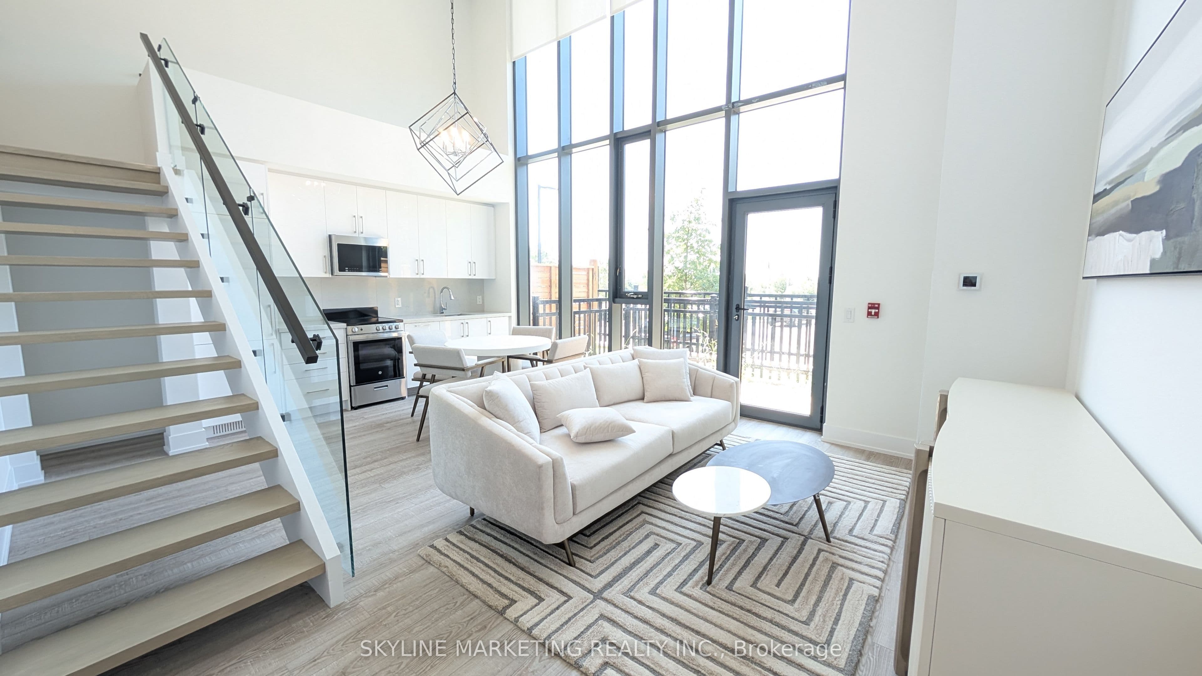 2450 Old Bronte Road 102, Oakville, ON L6M 5P6