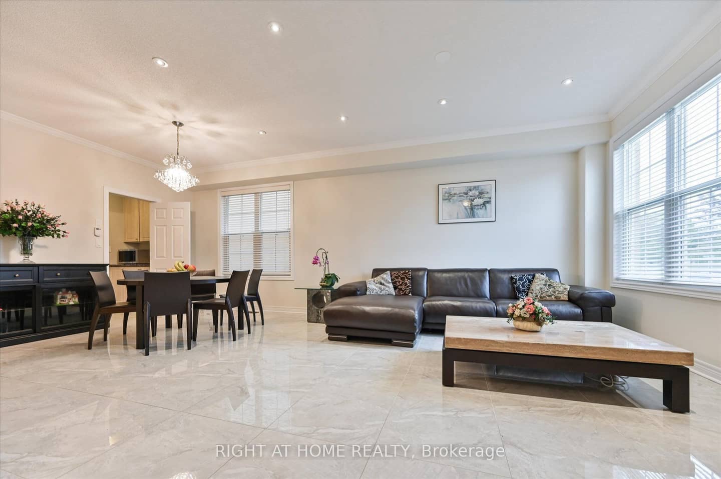 10490 Victoria Square Boulevard, Markham, ON L6C 0A4