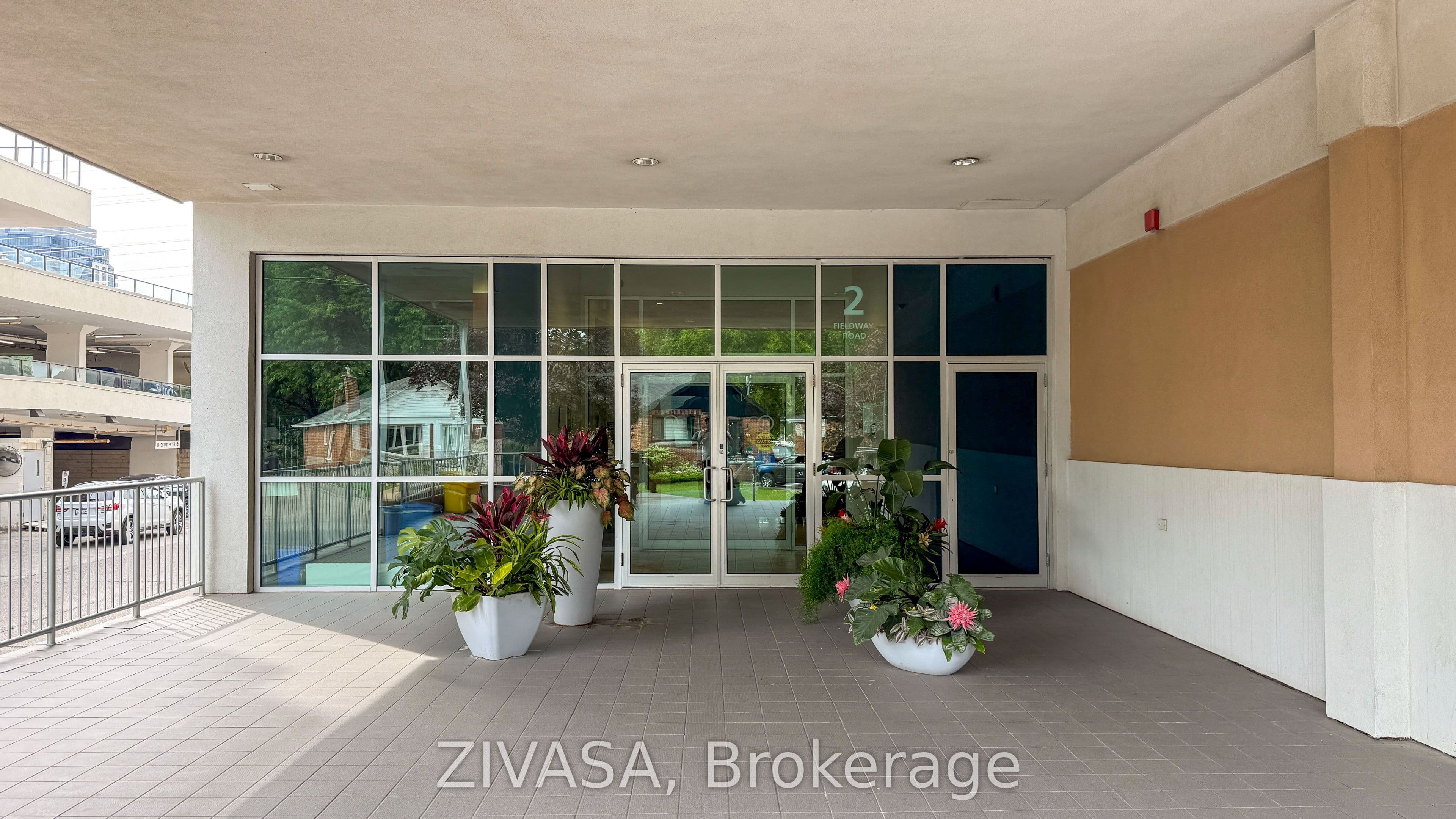 2 Fieldway Road 218, Toronto, ON M8Z 0B9