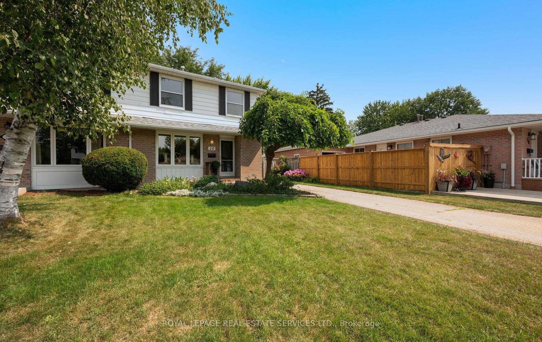 20 Glengrove Court, Brampton, ON L6S 1Z3
