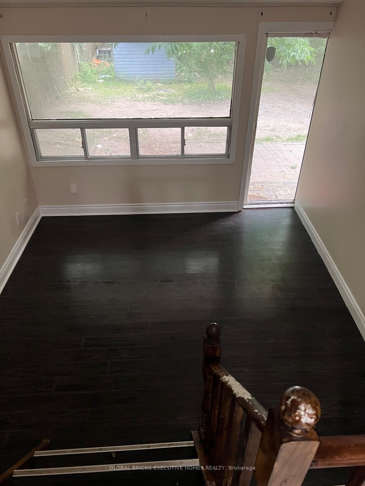 35 Luverne Avenue, Toronto, ON M3H 1R7