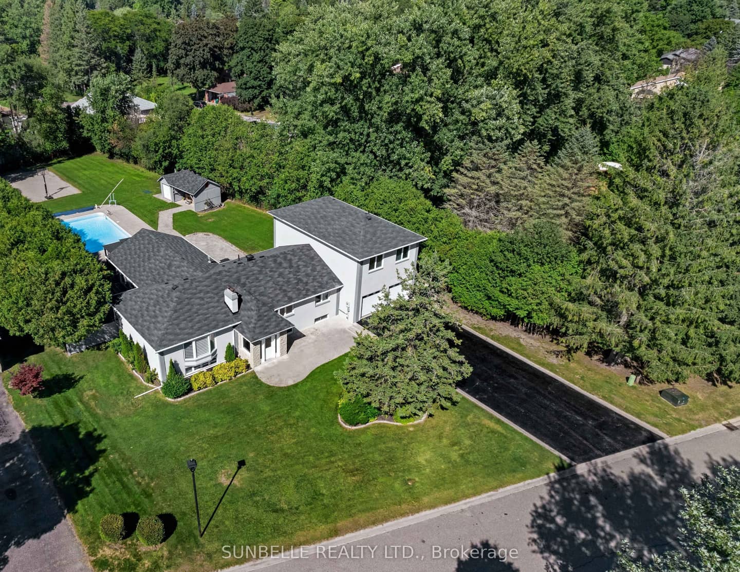 30 Archibald Road, King, ON L7B 0E5