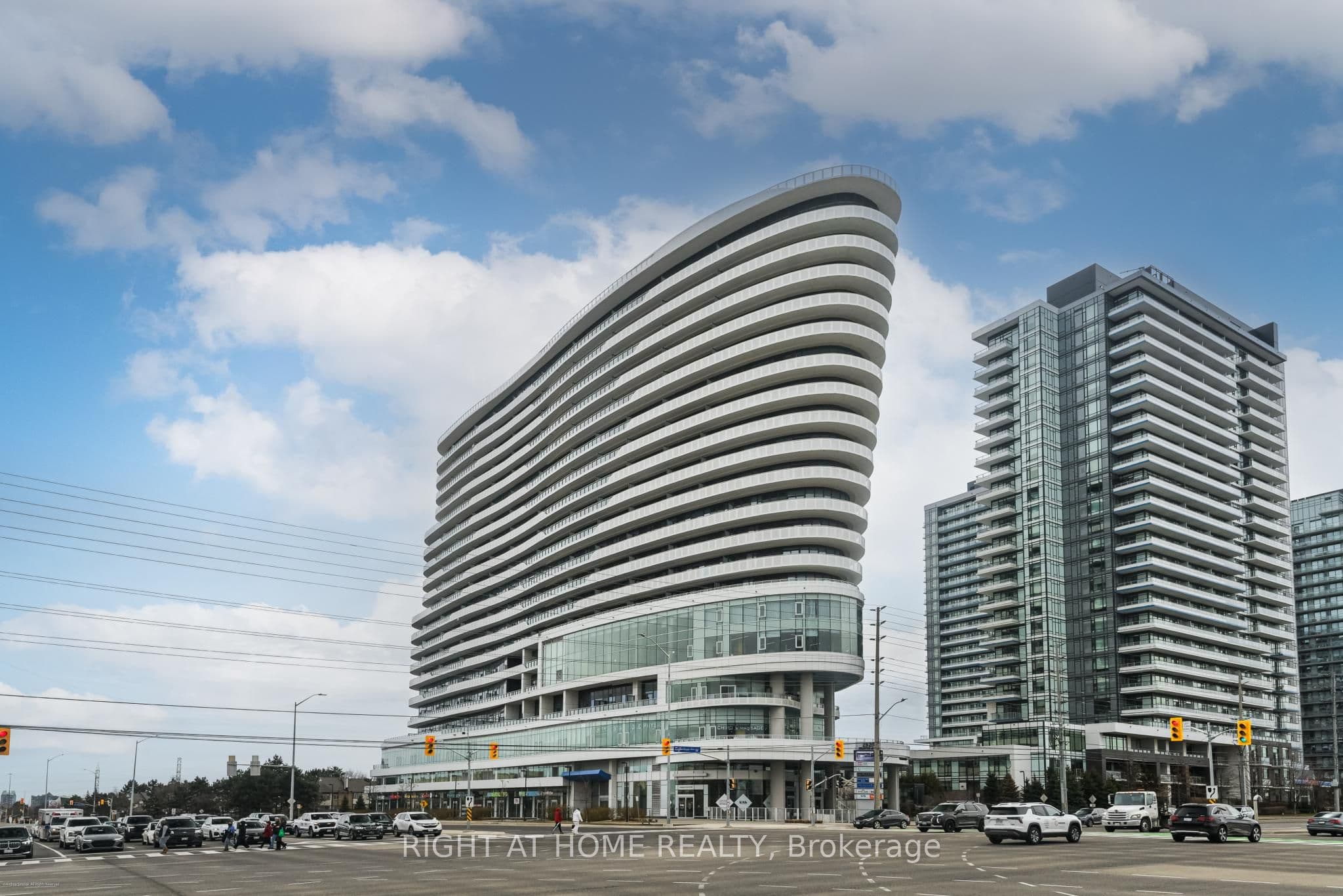2520 Eglinton Avenue W 1602, Mississauga, ON L5M 0Y4