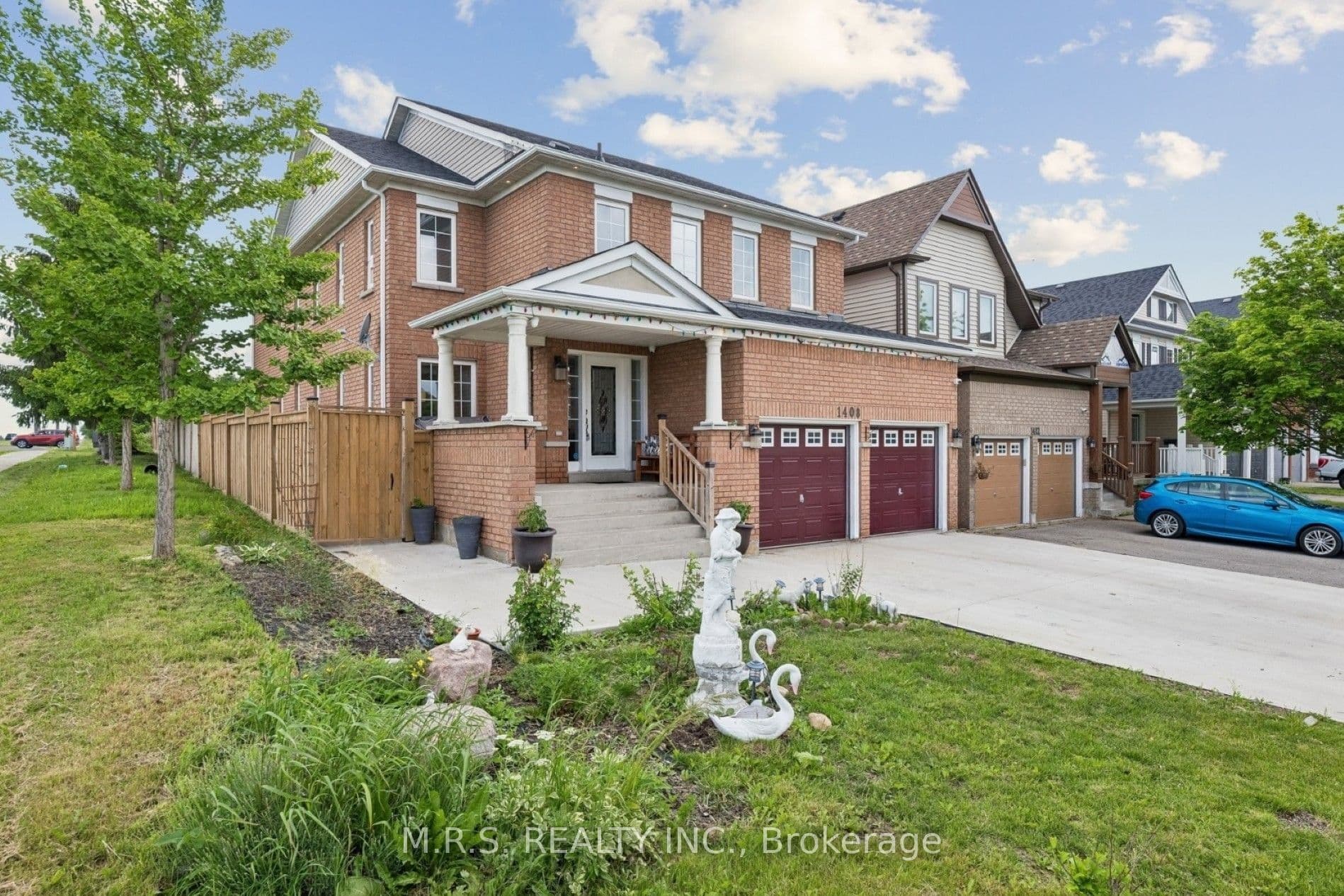 1408 Aldergrove Court, Oshawa, ON L1K 2Y4