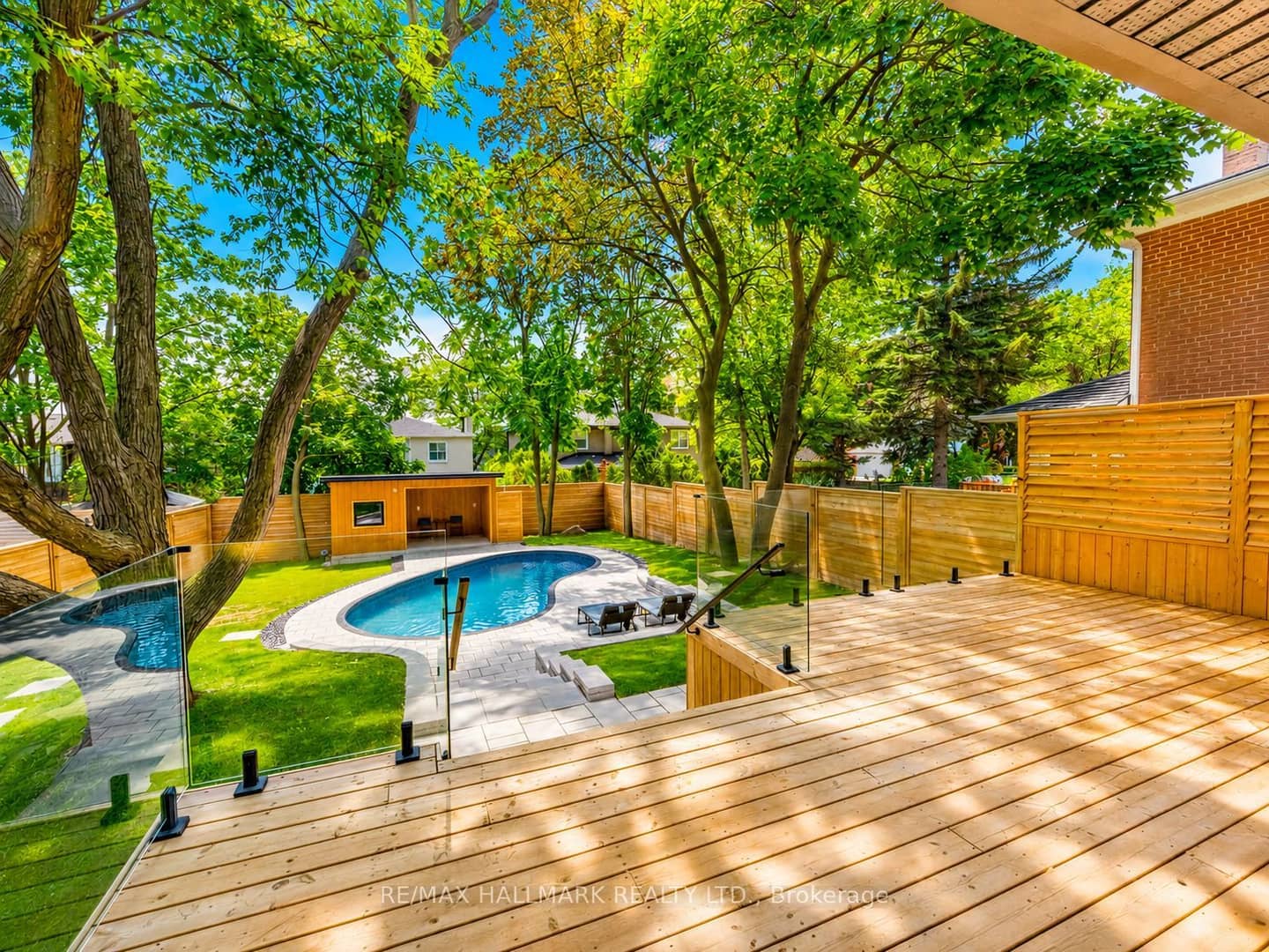 30 Kellythorne Drive, Toronto, ON M3A 2L4