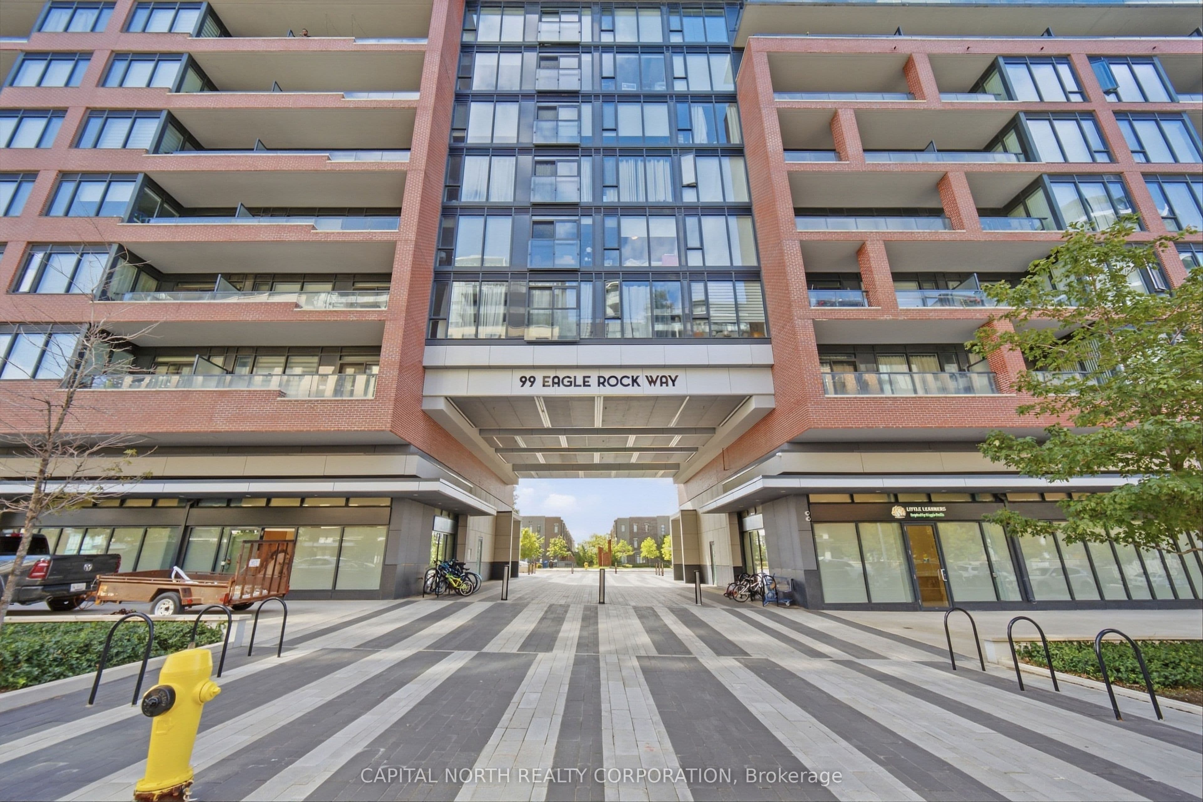 99 Eagle Rock Way 403, Vaughan, ON L6A 5A7