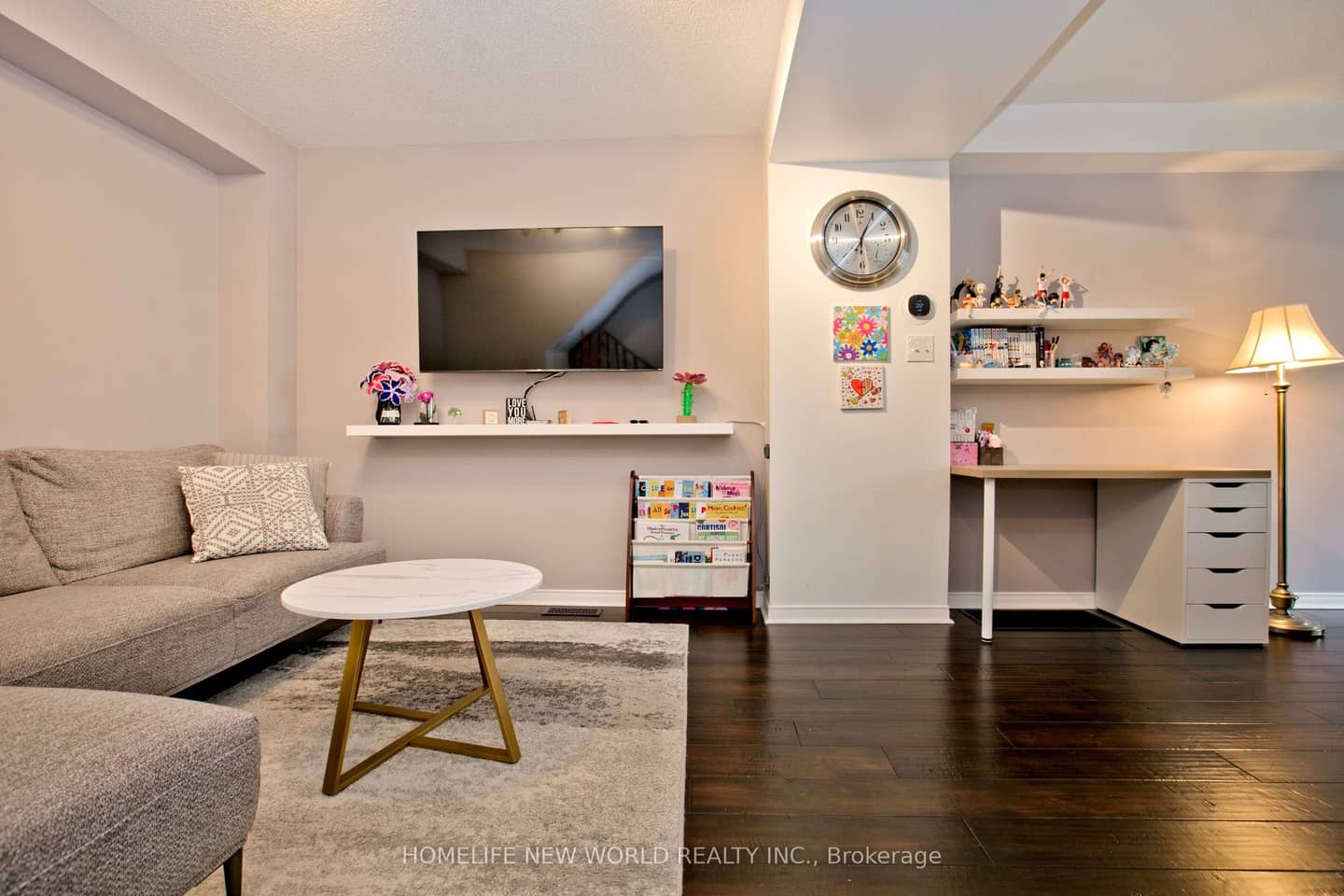 30 Linnell Street, Ajax, ON L1Z 0K8