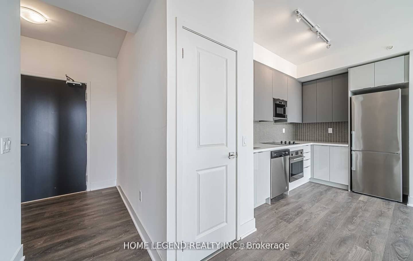 2916 Highway 7 Road W 1802, Vaughan, ON L4K 0K6